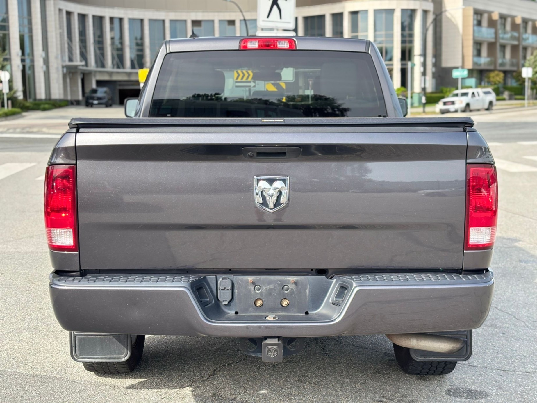 /canwestautoinc/2019-Ram-1500Classic-7686153885995386.jpg
