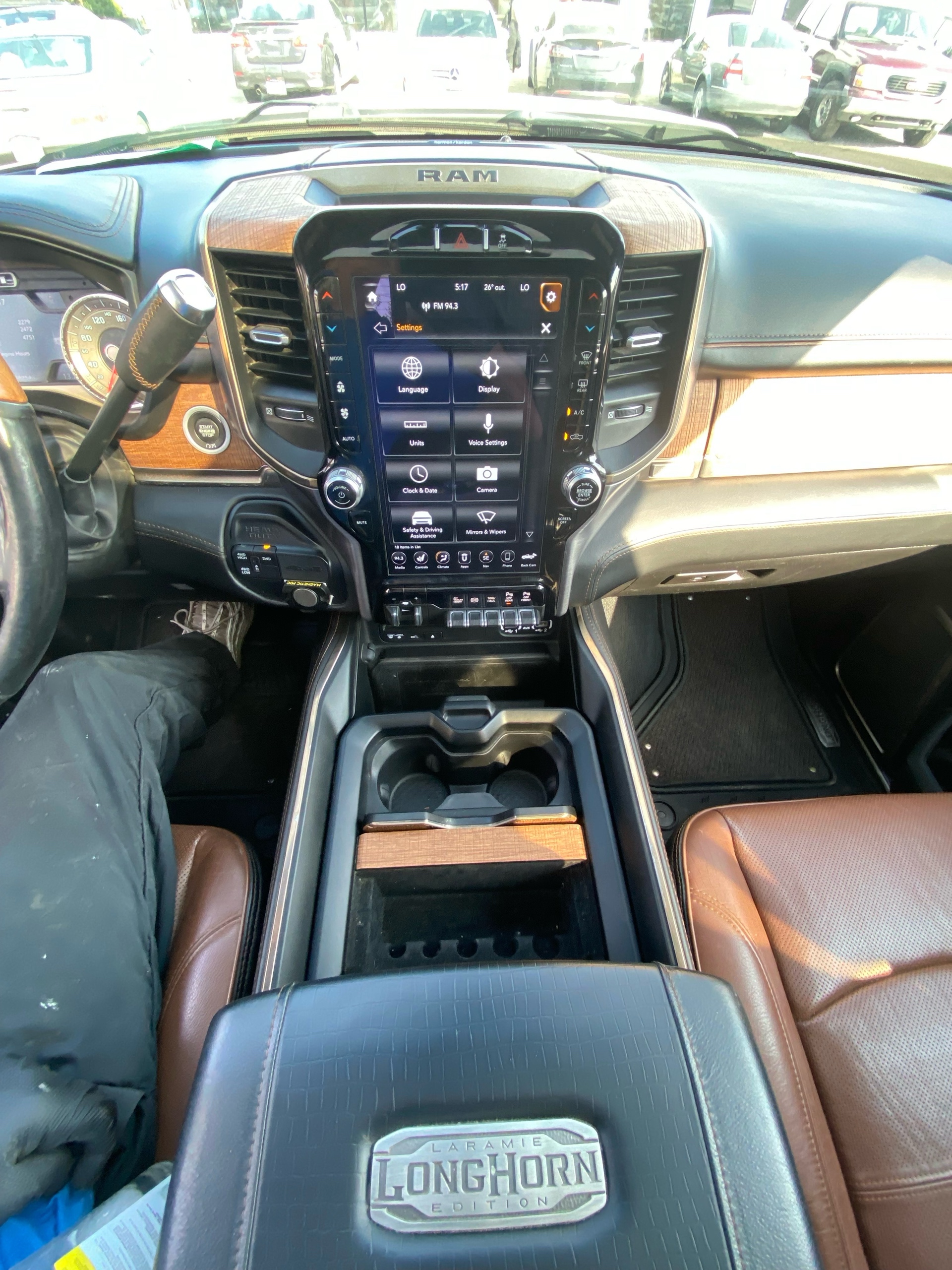 /canwestautoinc/2019-Ram-2500-43562957189677487.jpg