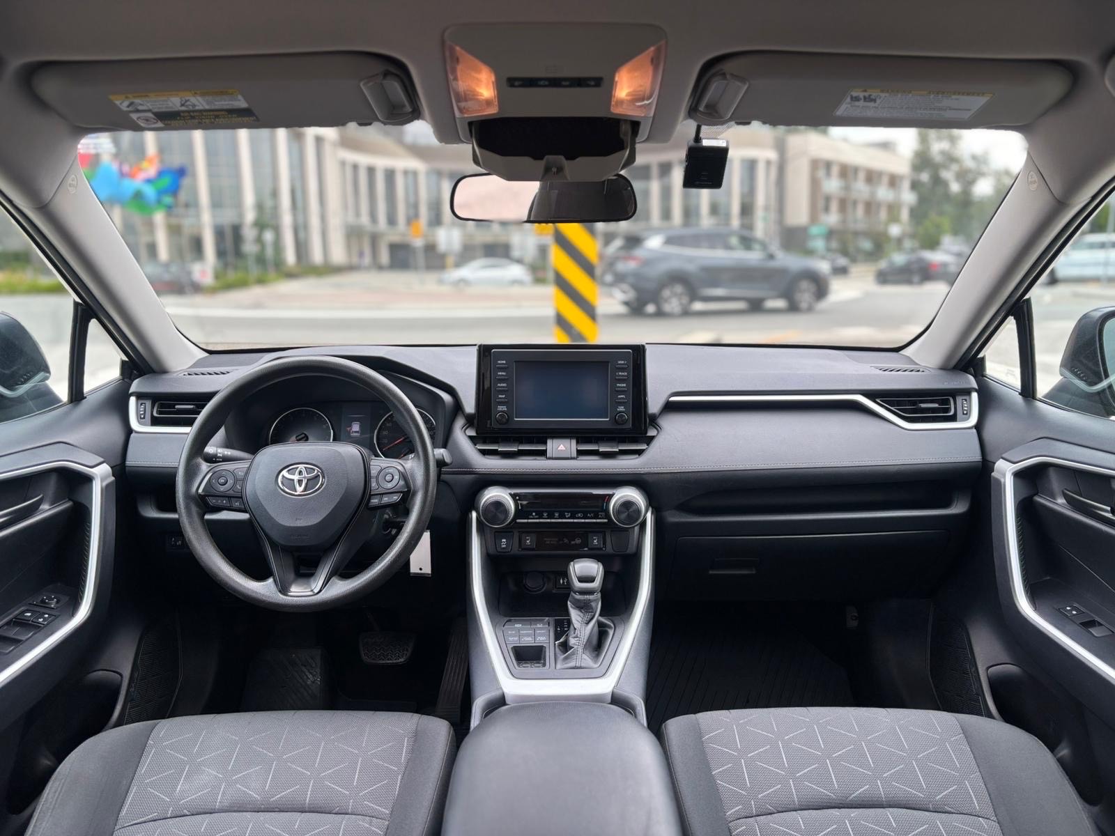/canwestautoinc/2019-Toyota-RAV4-5029327544160365.jpg