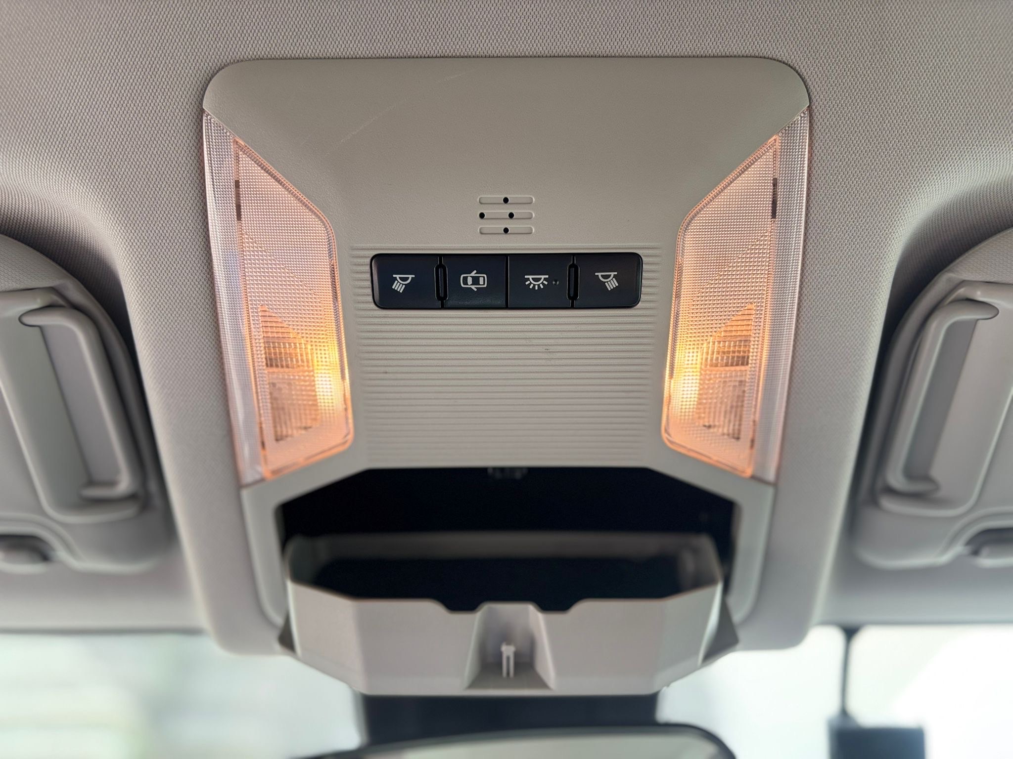 /canwestautoinc/2019-Toyota-RAV4-6382163185380567.jpg