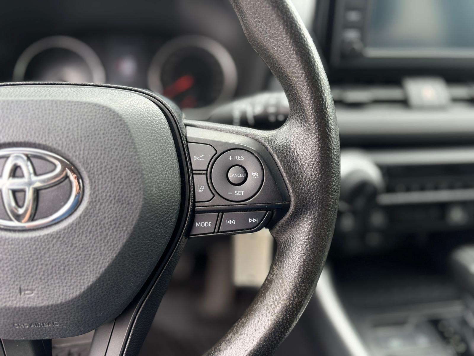 /canwestautoinc/2019-Toyota-RAV4-7845188911358092.jpg
