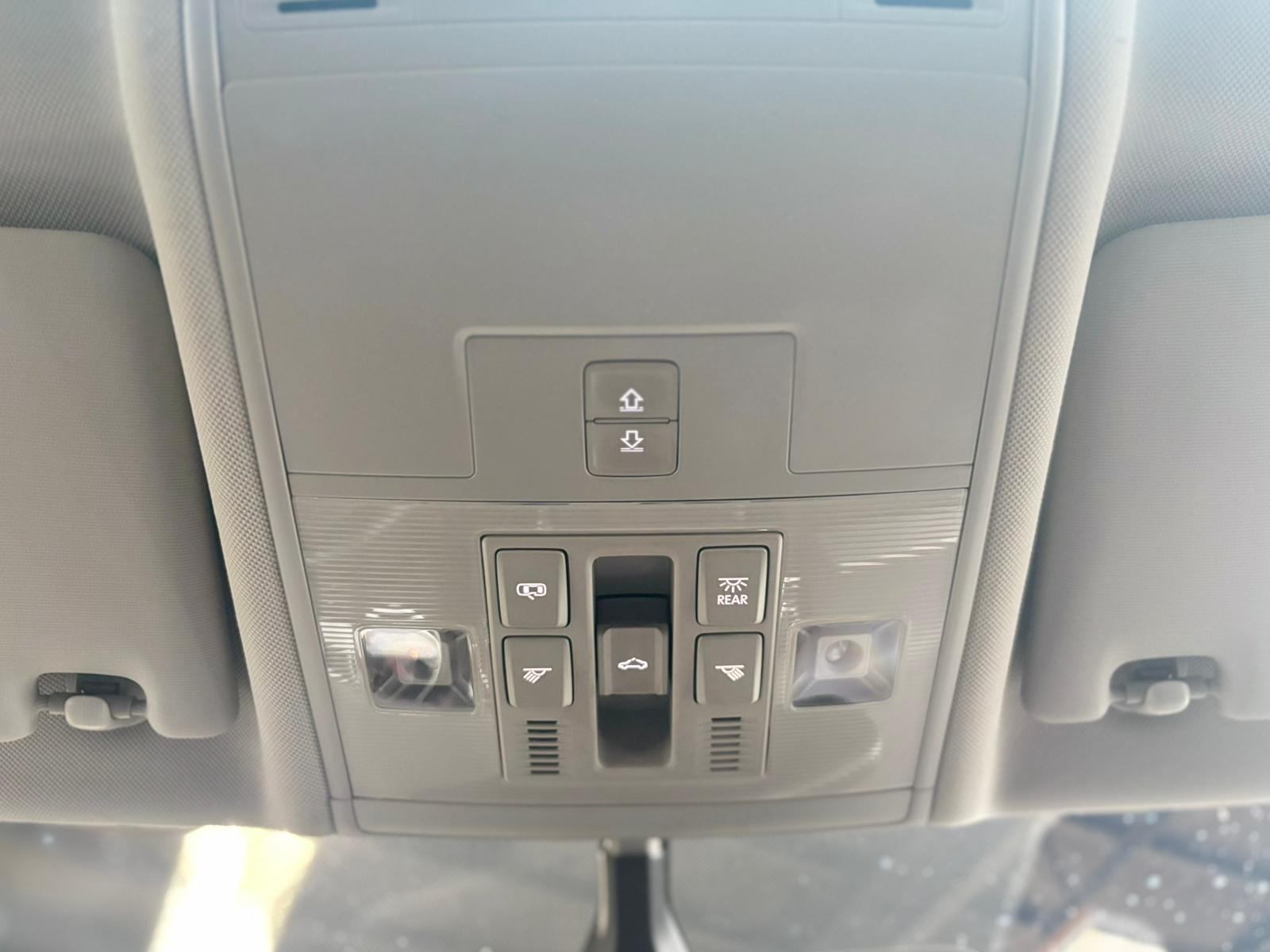 /canwestautoinc/2019-Volkswagen-Tiguan-12139722996274793.jpg