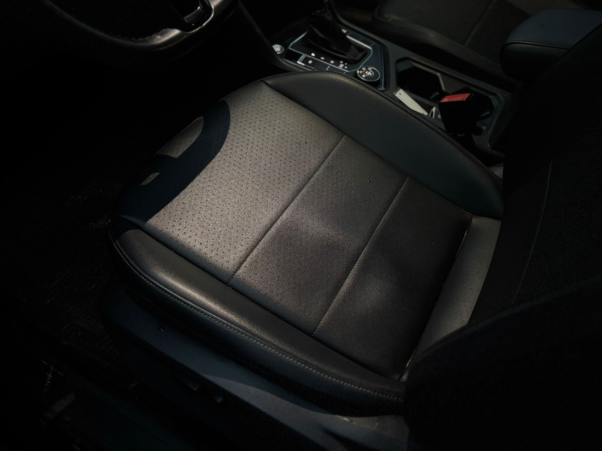 /canwestautoinc/2019-Volkswagen-Tiguan-21406238334584748.jpg