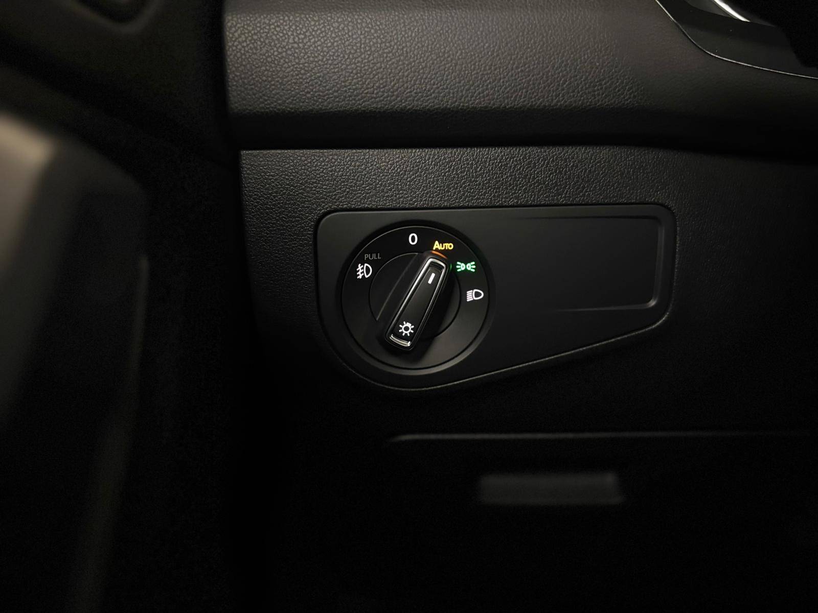 /canwestautoinc/2019-Volkswagen-Tiguan-5484383438855356.jpg