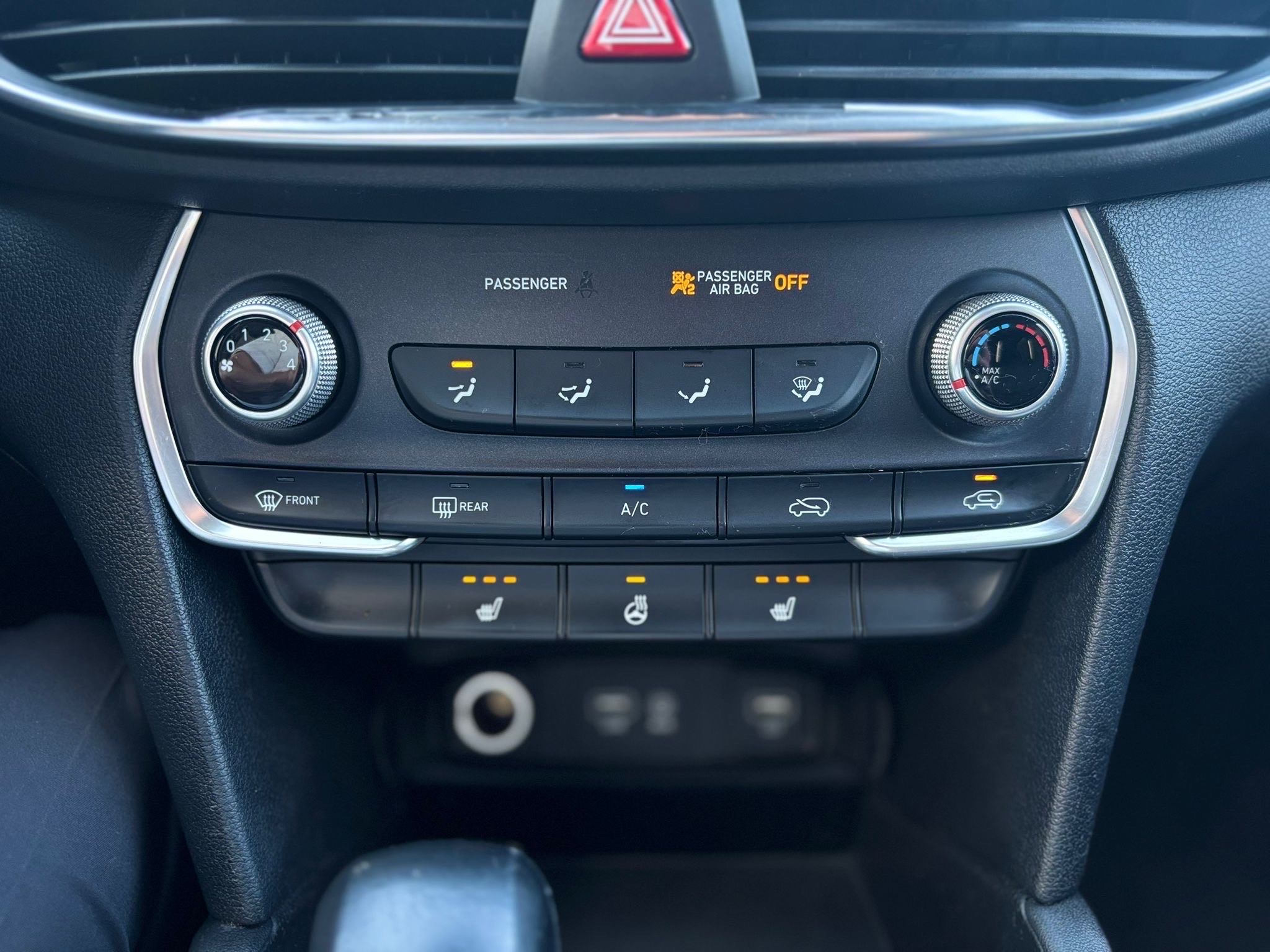 /canwestautoinc/2020-Hyundai-SantaFe-4026009582930239.jpg