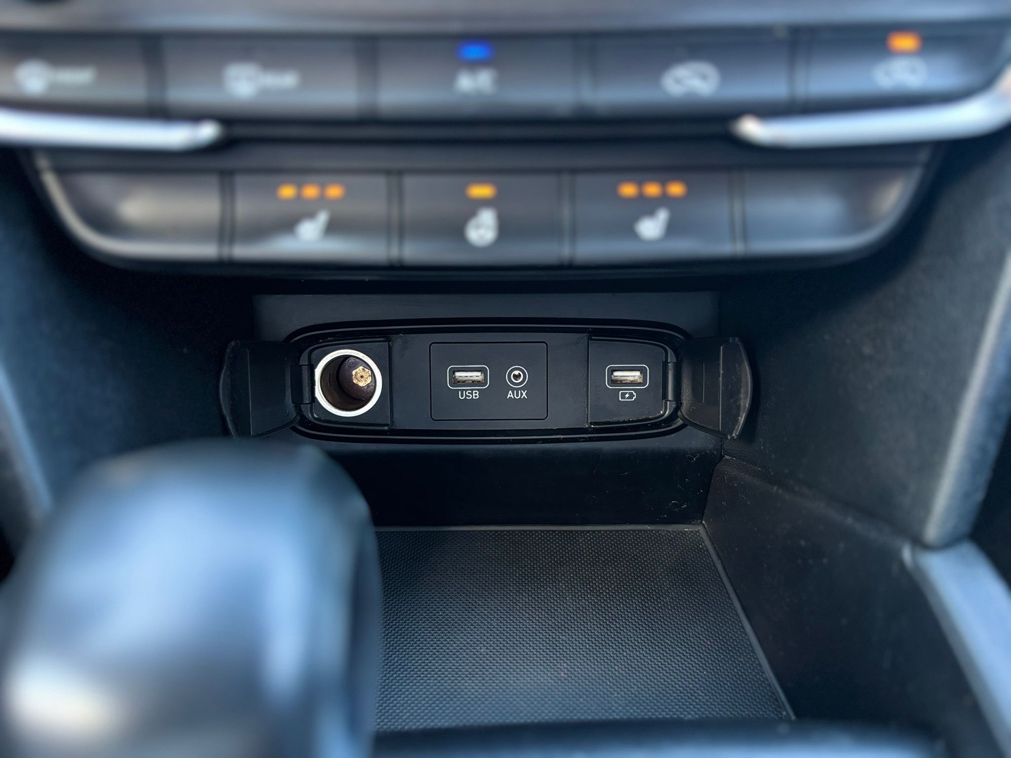 /canwestautoinc/2020-Hyundai-SantaFe-4740550560810446.jpg