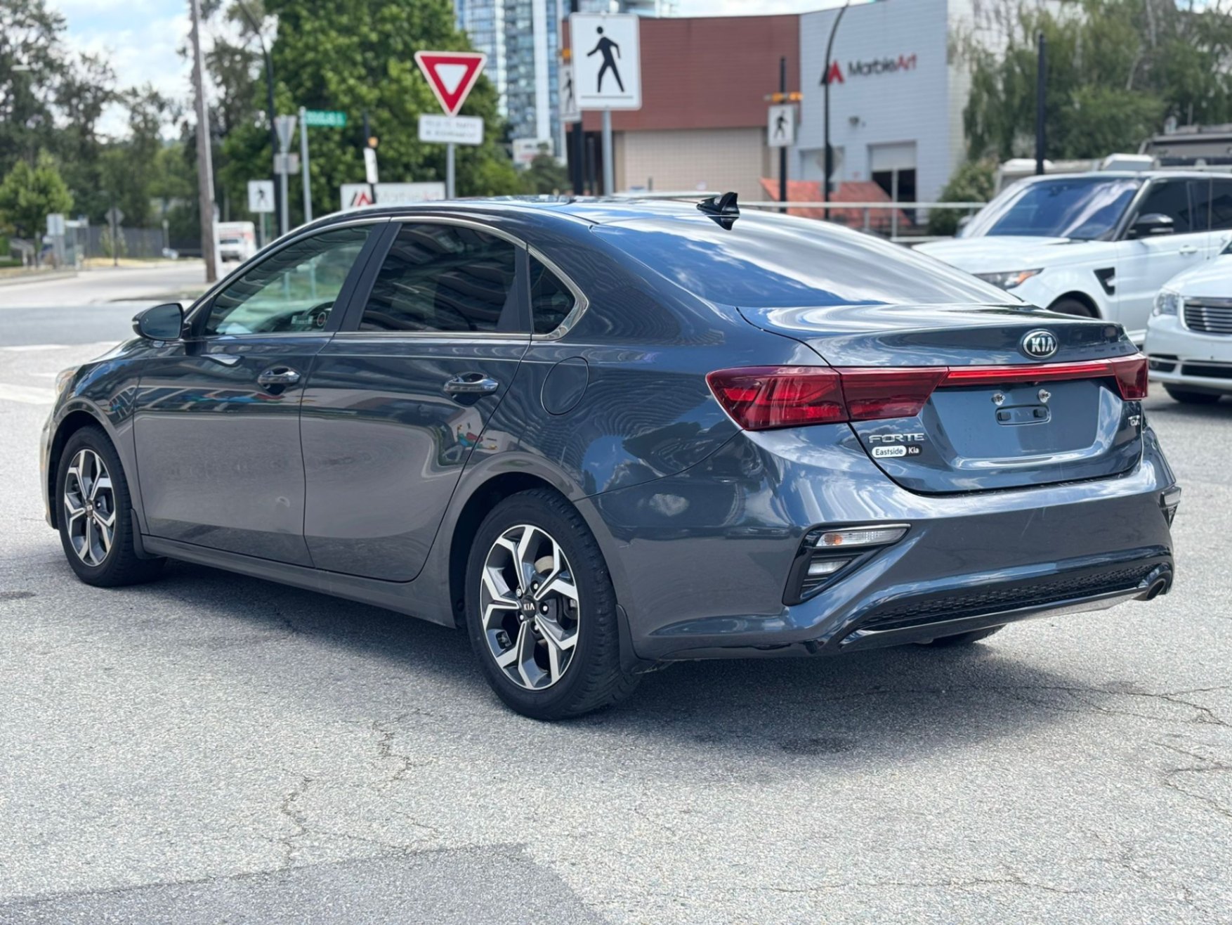 /canwestautoinc/2020-Kia-Forte-5051945417604347.jpg