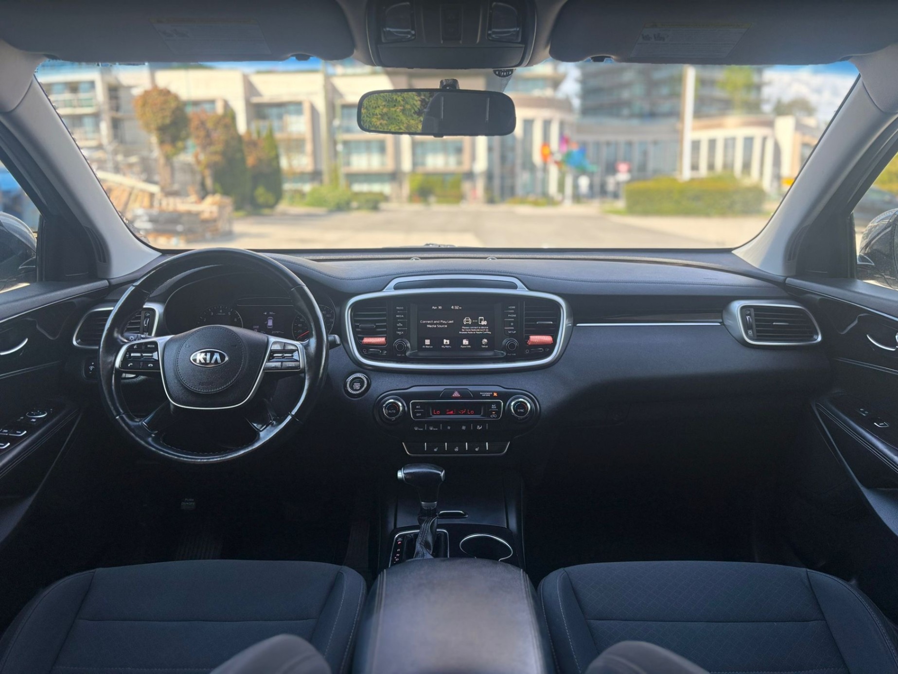 /canwestautoinc/2020-Kia-Sorento-46117445381763034.jpg