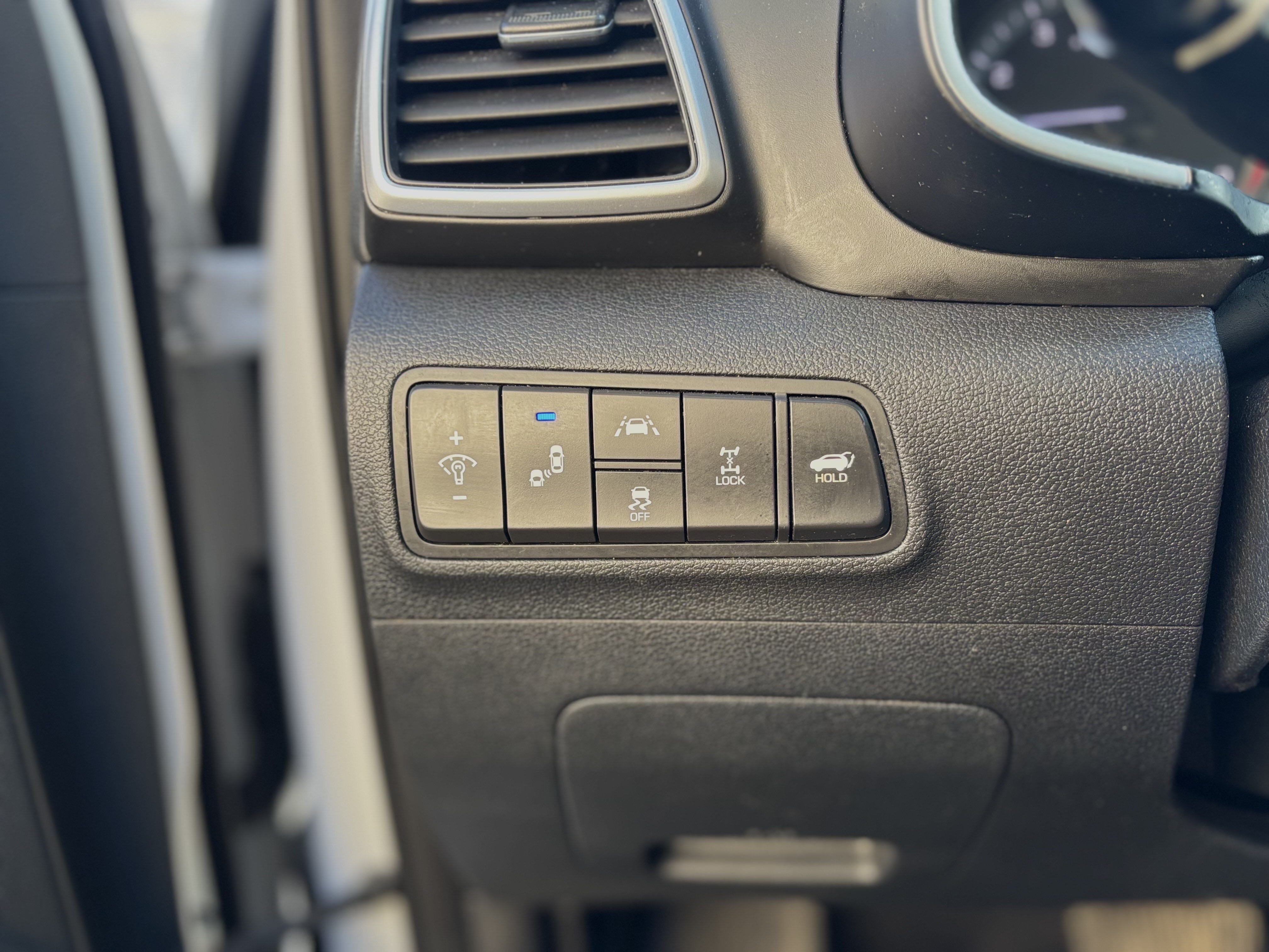 /canwestautoinc/2021-Hyundai-Tucson-42004237990227455.jpg