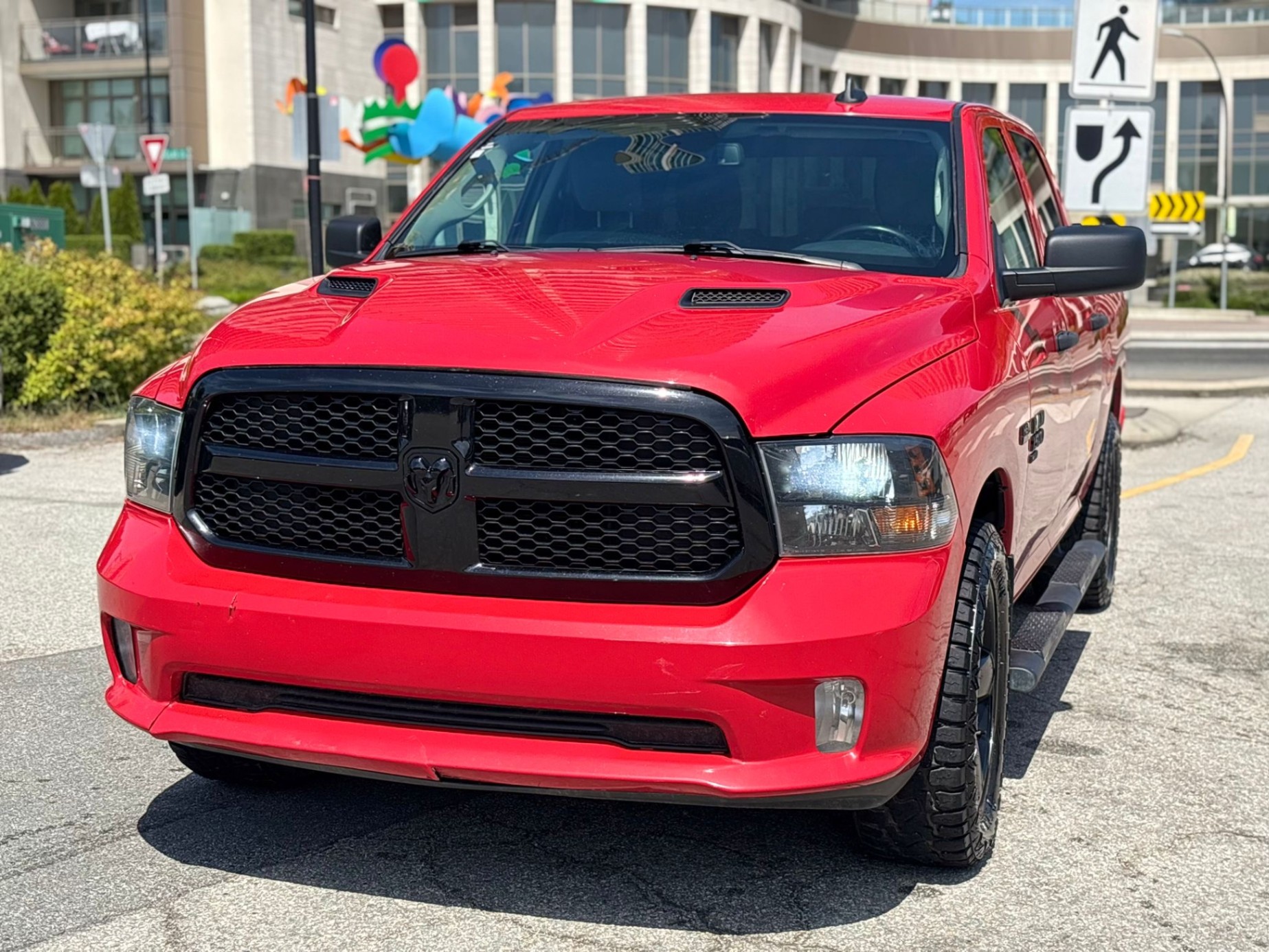 /canwestautoinc/2021-Ram-1500Classic-043353620736712006.jpg