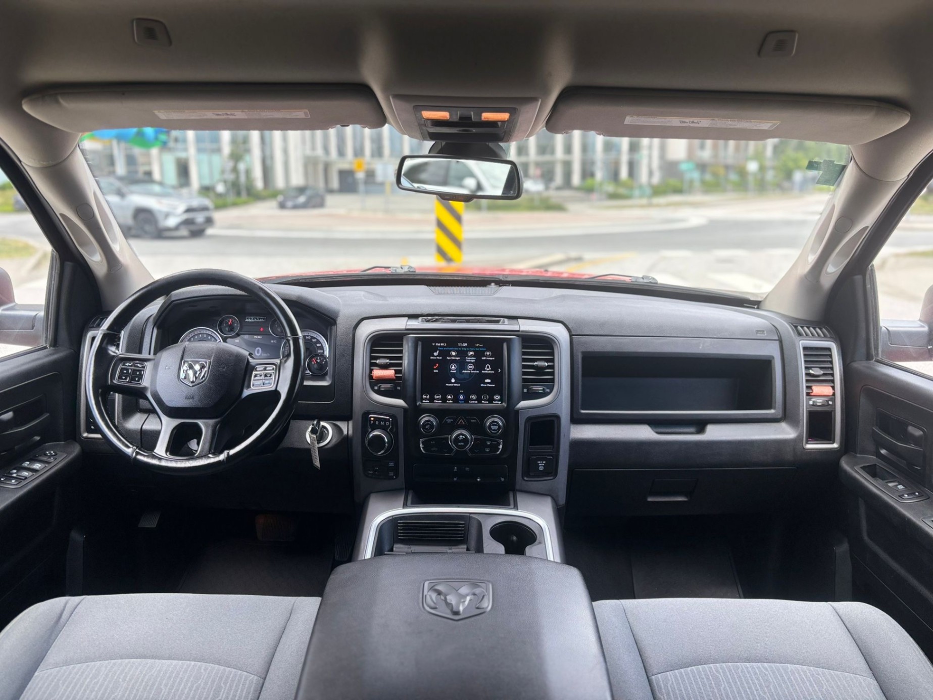/canwestautoinc/2021-Ram-1500Classic-20126629575988653.jpg
