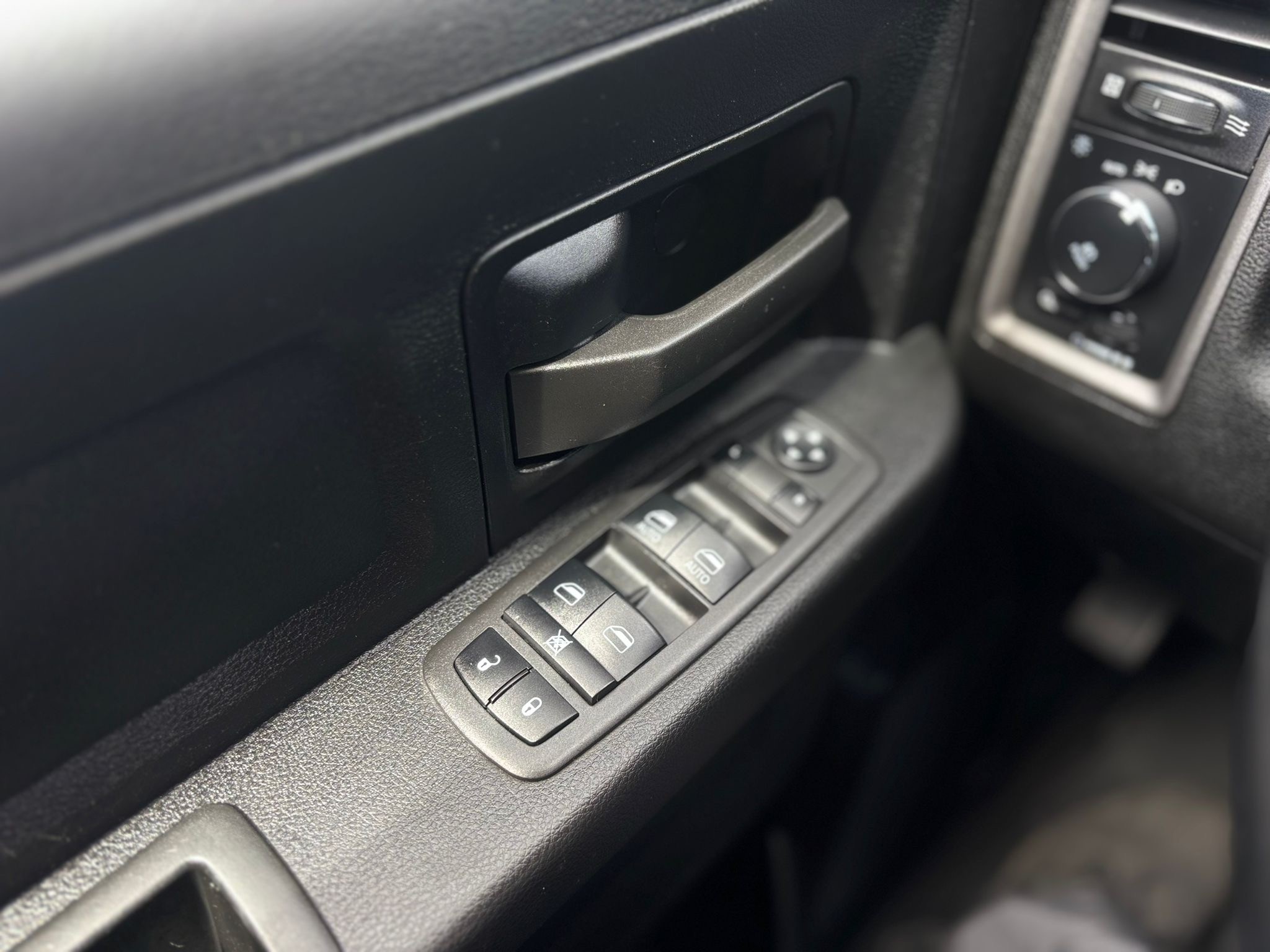 /canwestautoinc/2021-Ram-1500Classic-46723052154672695.jpg