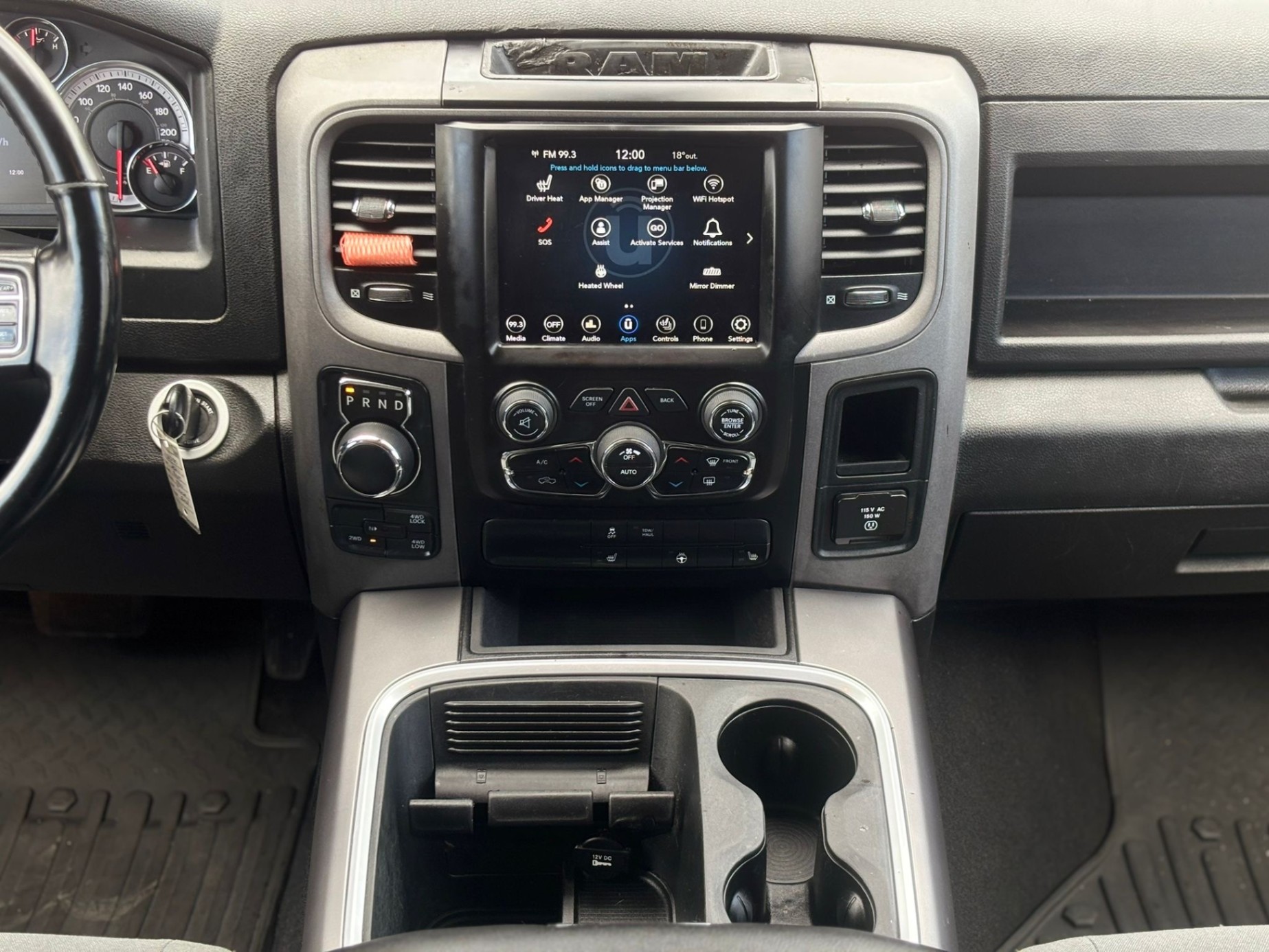 /canwestautoinc/2021-Ram-1500Classic-5481225651197432.jpg