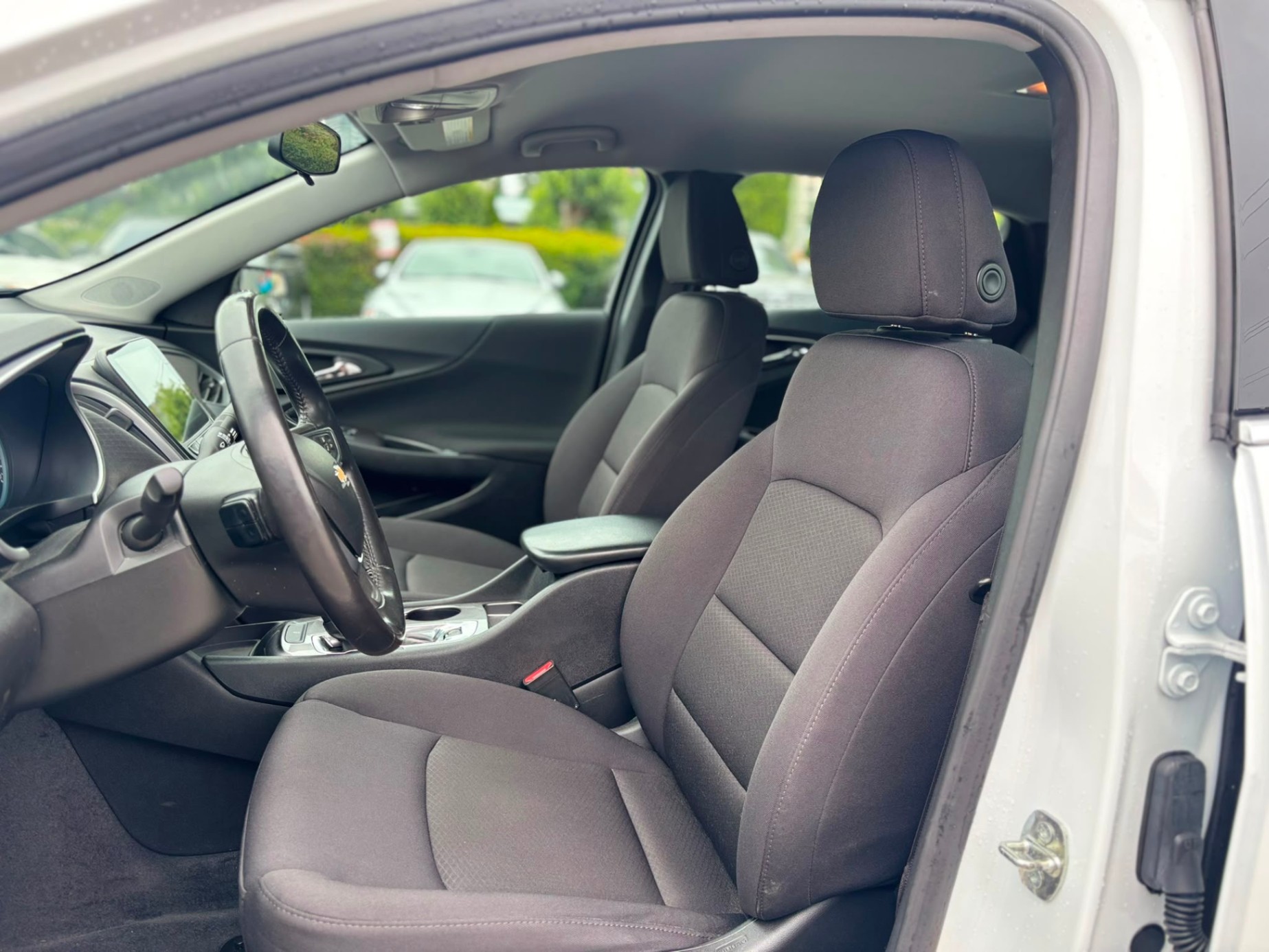 /canwestautoinc/2022-Chevrolet-Malibu-30399894727120524.jpg