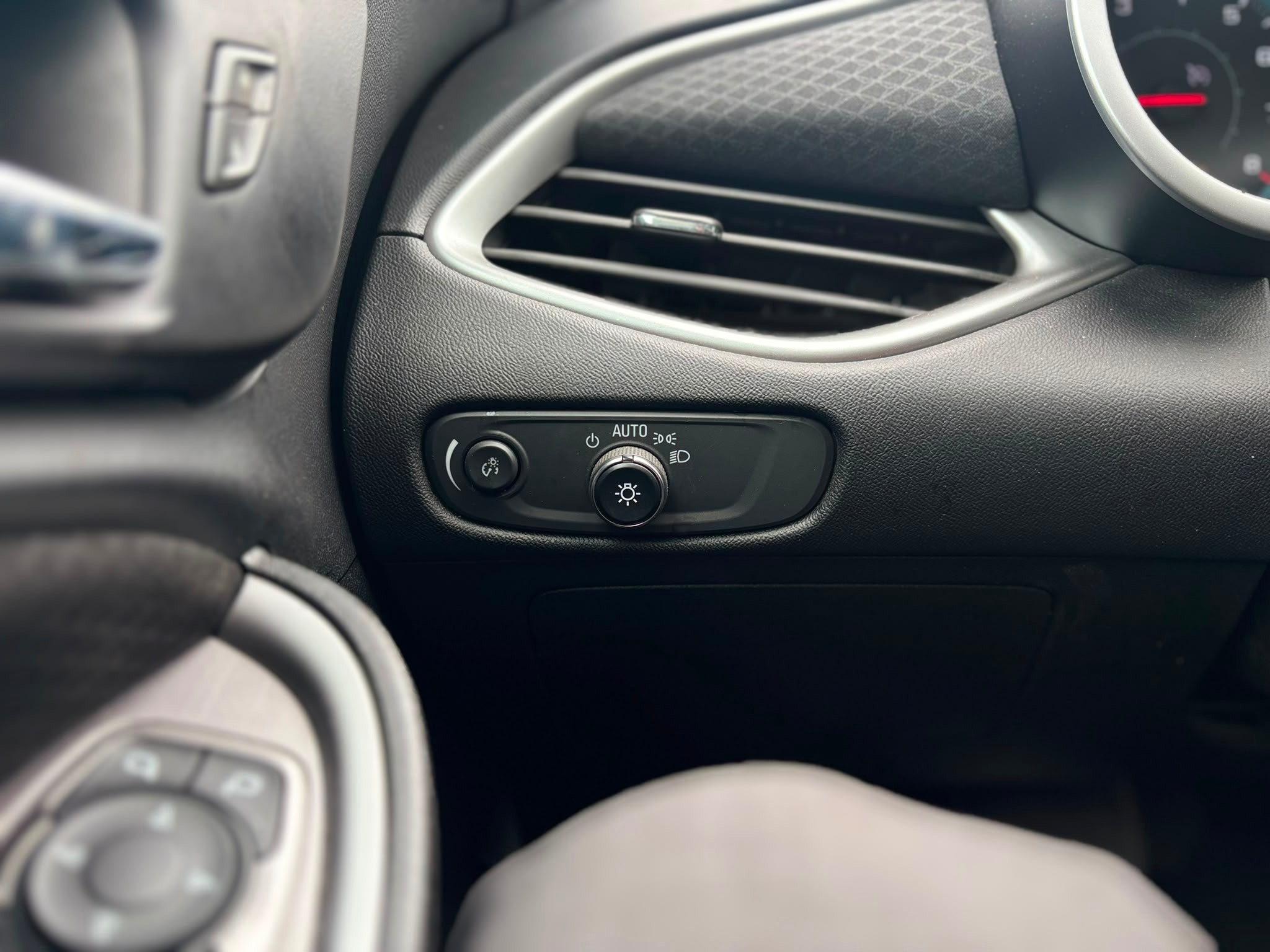 /canwestautoinc/2022-Chevrolet-Malibu-7915494669124801.jpg