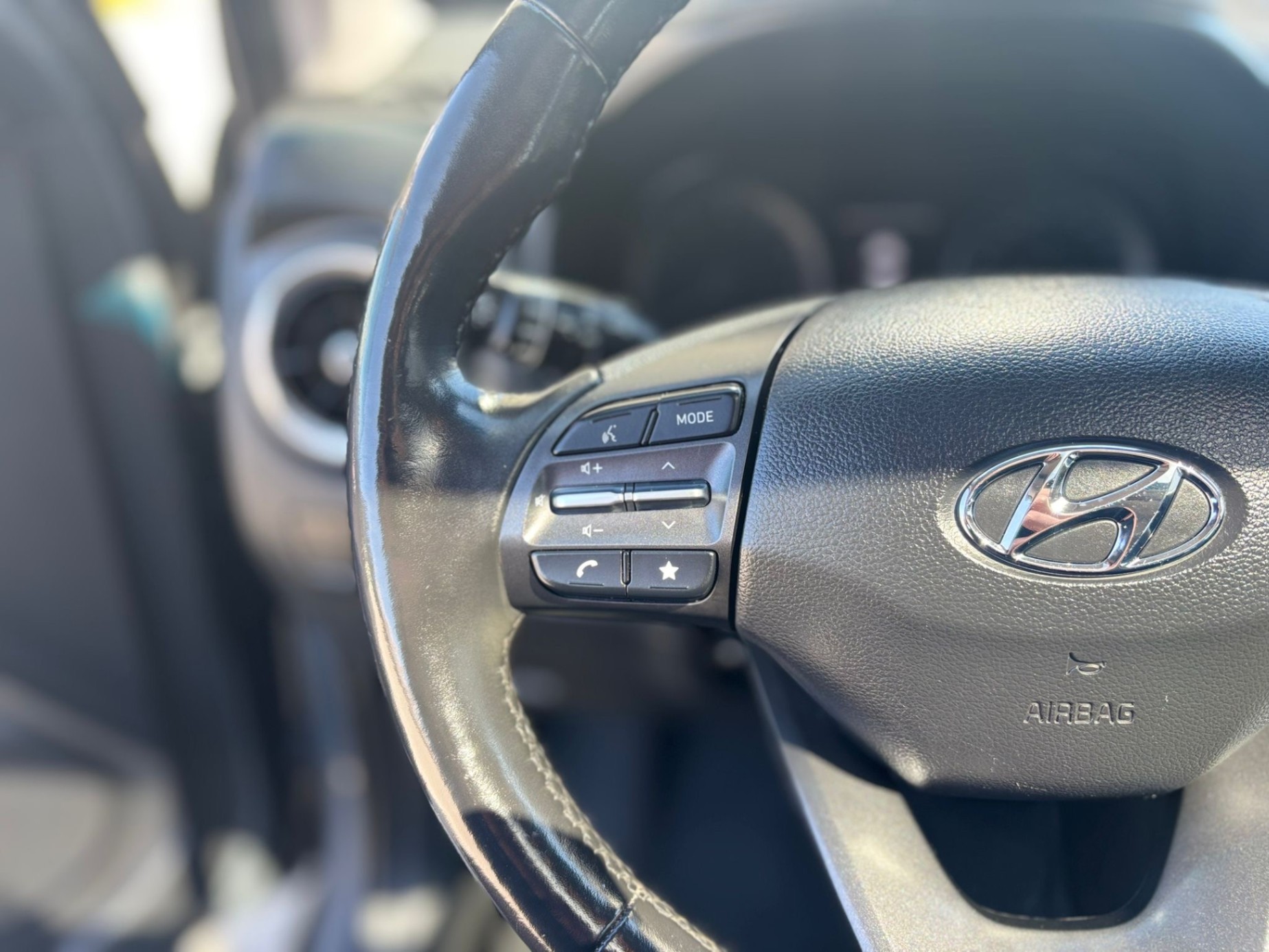 /canwestautoinc/2022-Hyundai-Kona-30991387398271475.jpg