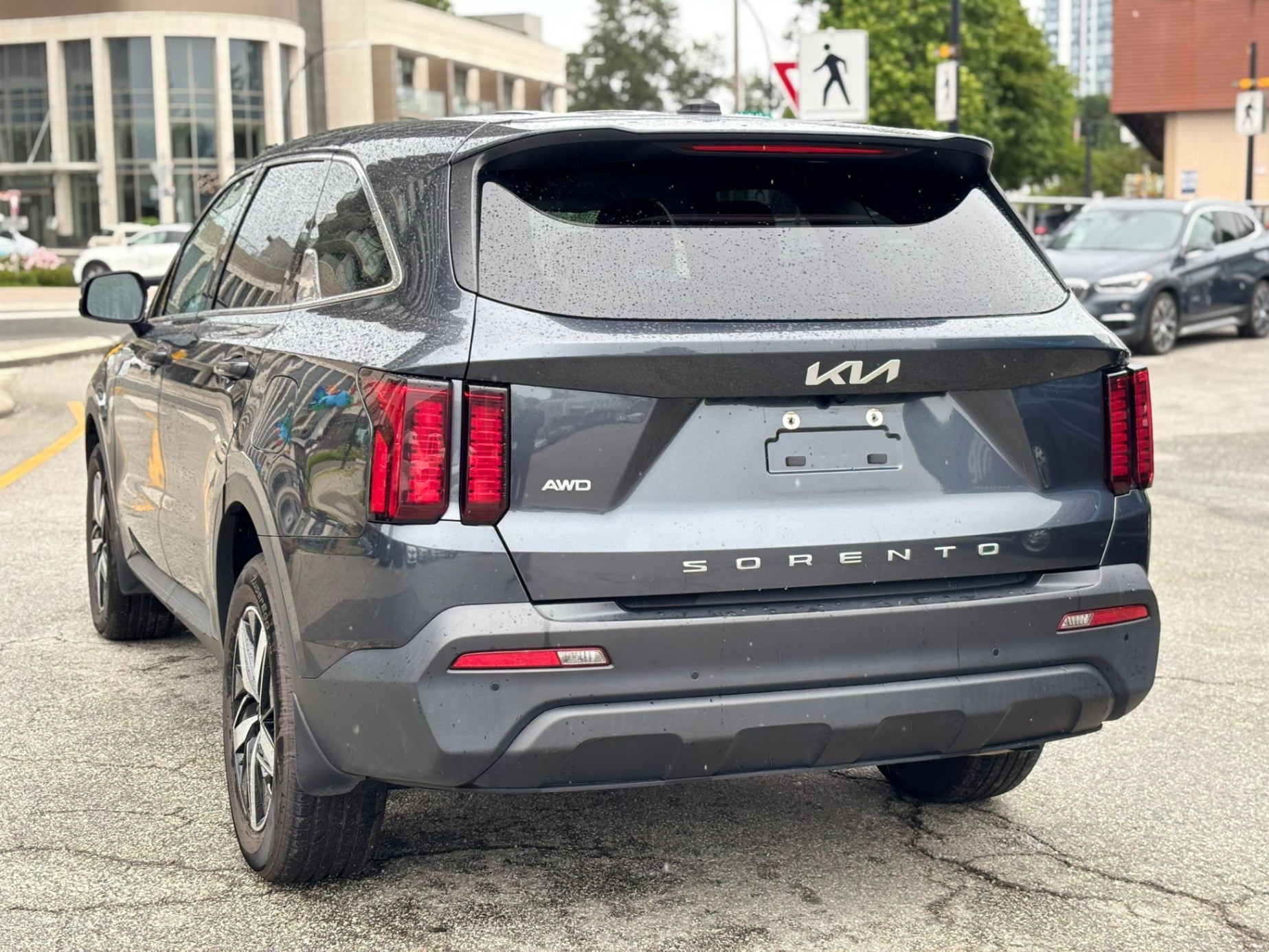 /canwestautoinc/2022-Kia-Sorento-42437137607803277.jpg