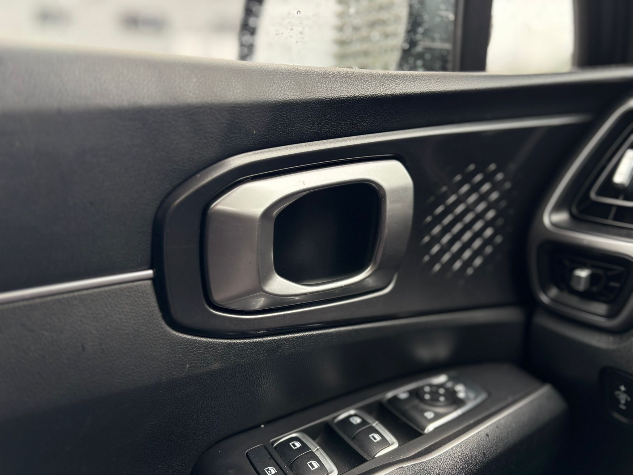 /canwestautoinc/2022-Kia-Sorento-8060978503628107.jpg