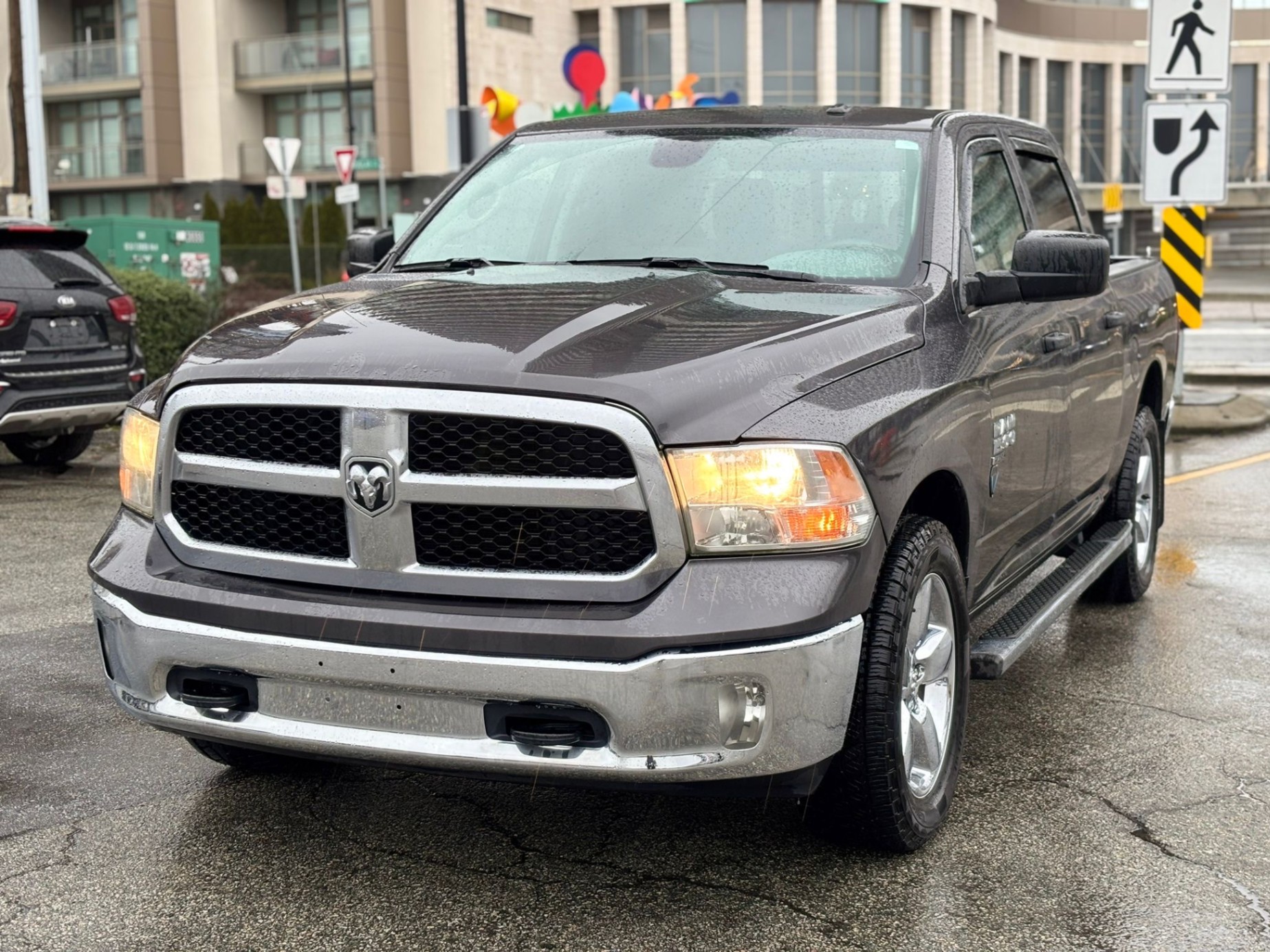 /canwestautoinc/2022-Ram-1500Classic-9798635001700089.jpg