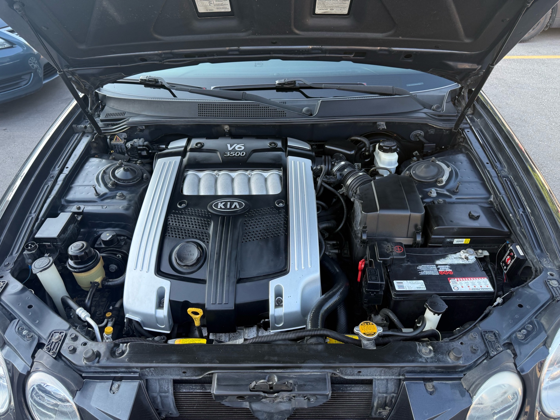 /carage/2005-Kia-Amanti-0876861668360378.jpg