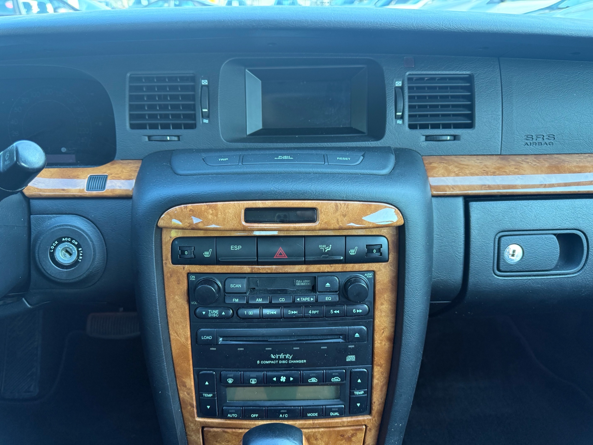 /carage/2005-Kia-Amanti-15417812428189026.jpg