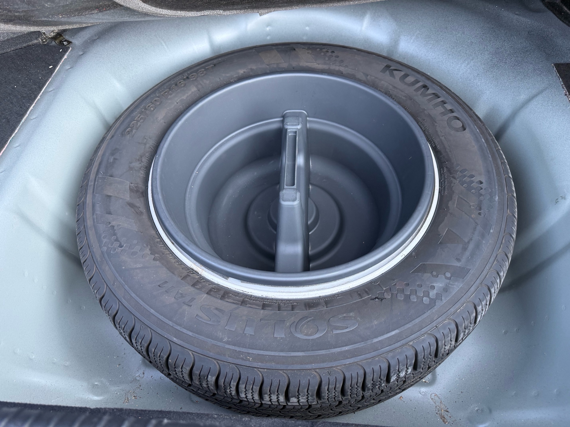 /carage/2005-Kia-Amanti-40535183572269684.jpg