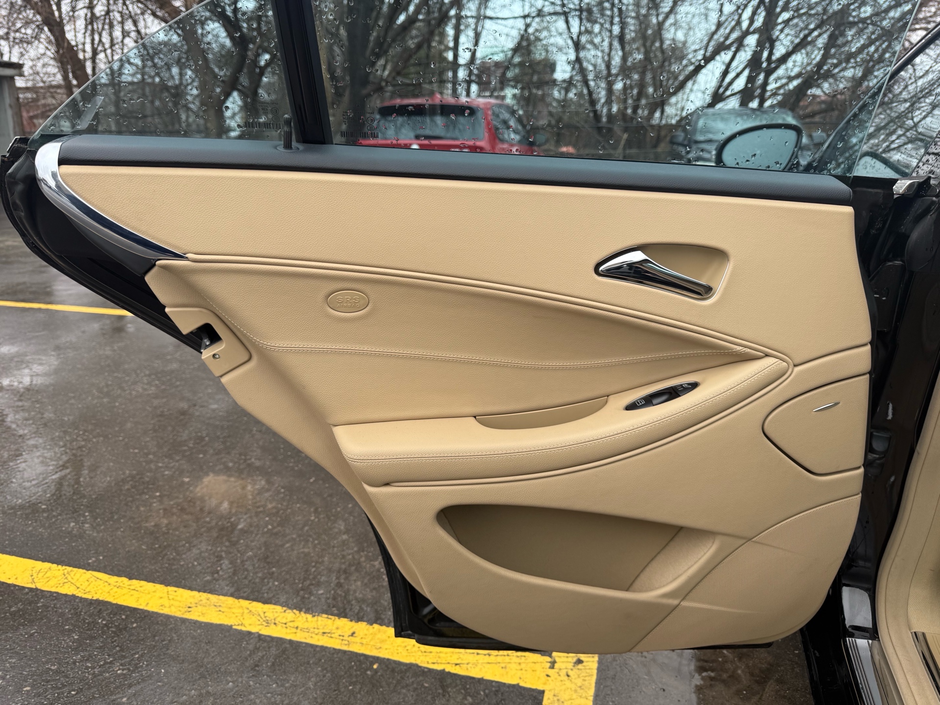 /carage/2007-Mercedes-Benz-CLS-Class-9015986470890338.jpg