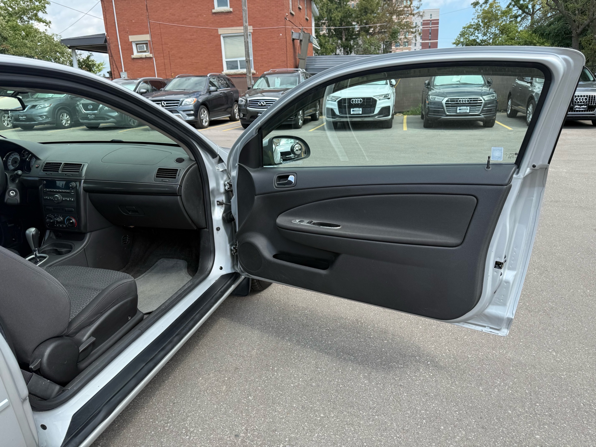 /carage/2007-Pontiac-G5-3915396139078513.jpg