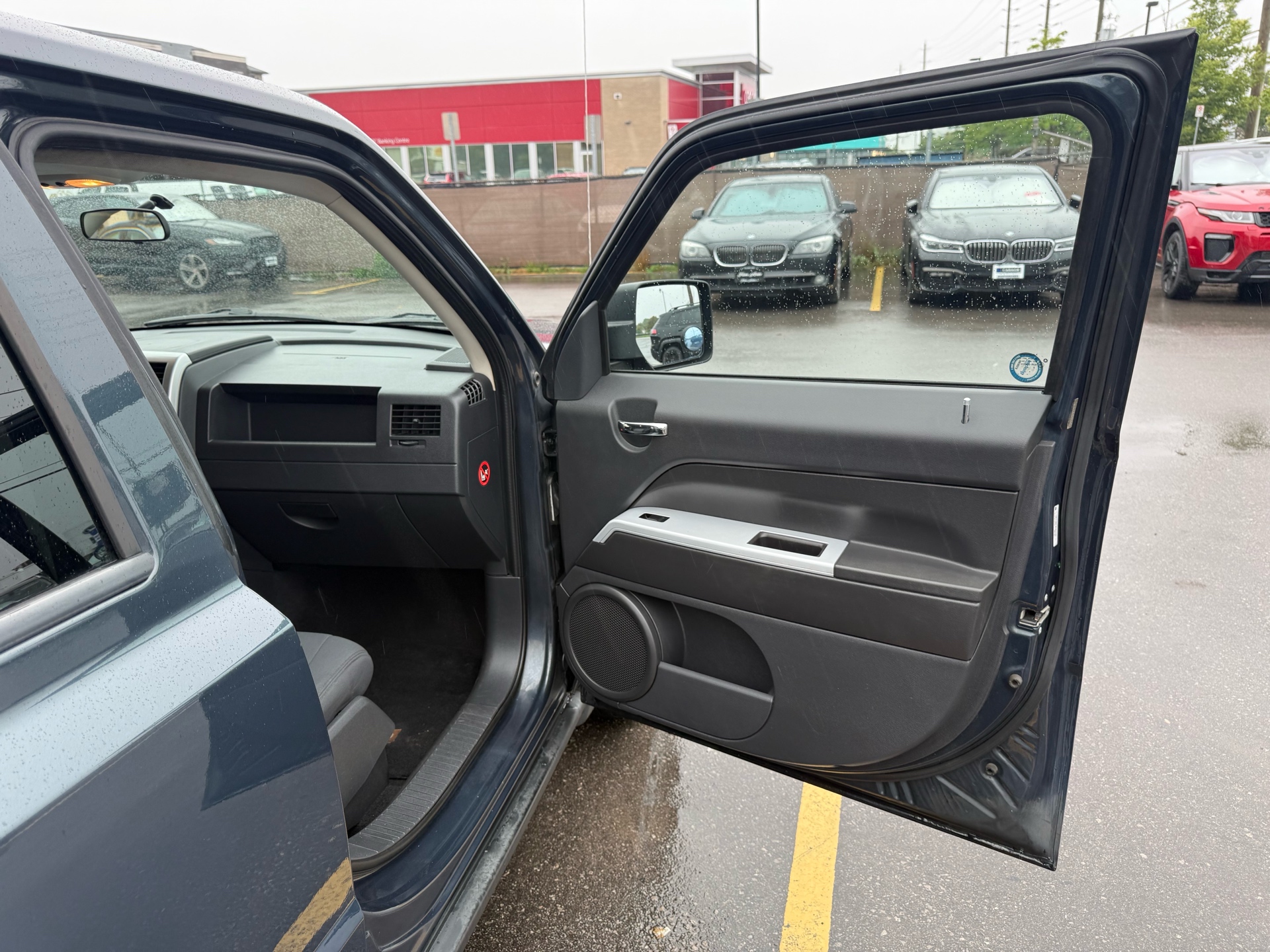 /carage/2008-Jeep-Patriot-9157951138281111.jpg