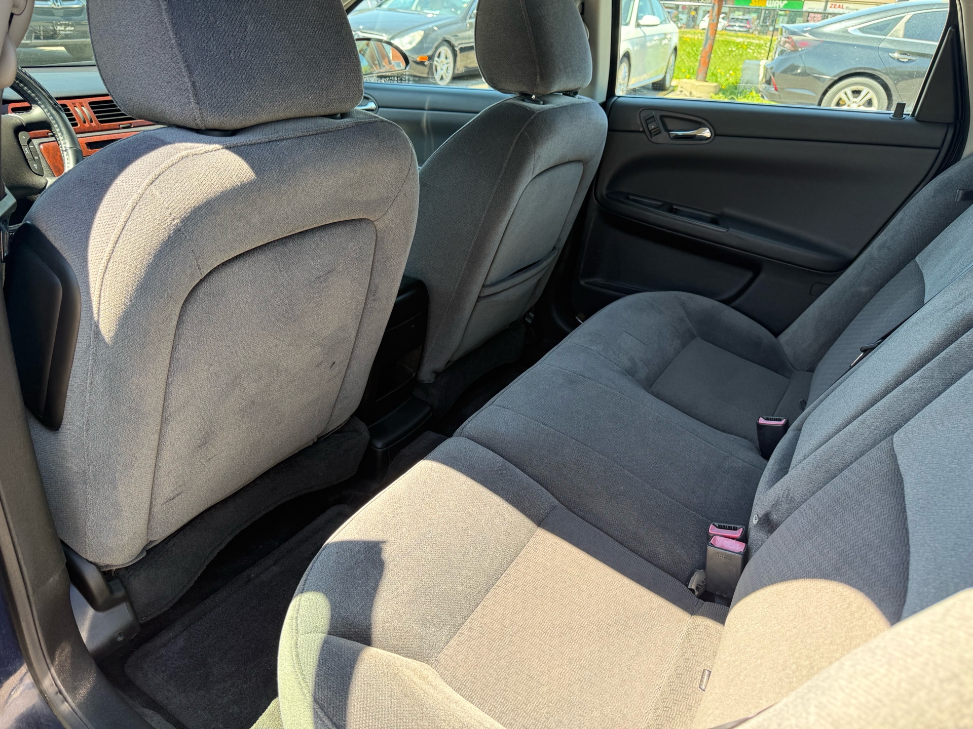 /carage/2009-Chevrolet-Impala-19053697600648567.jpg