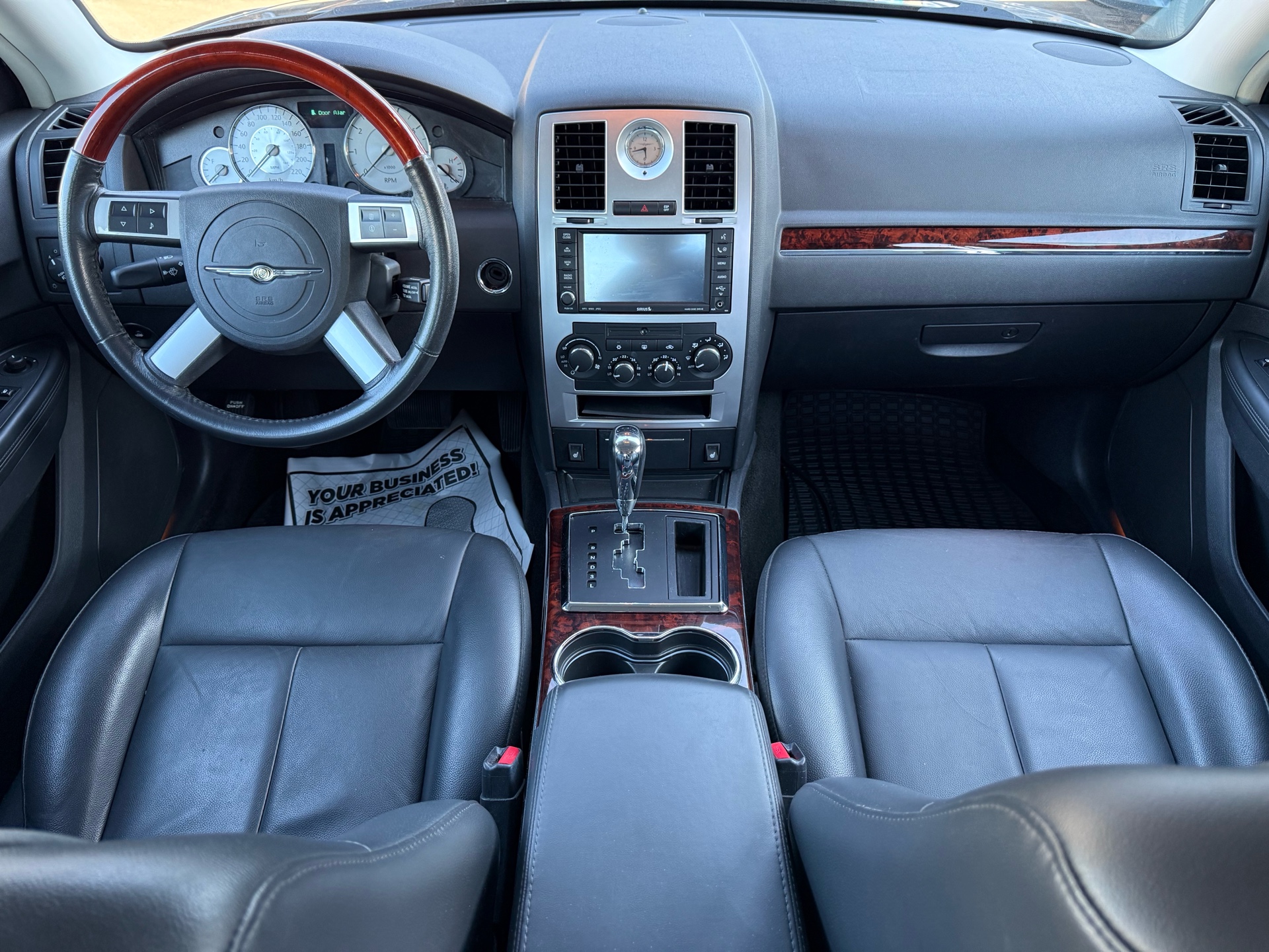 /carage/2009-Chrysler-300-5607875876602237.jpg
