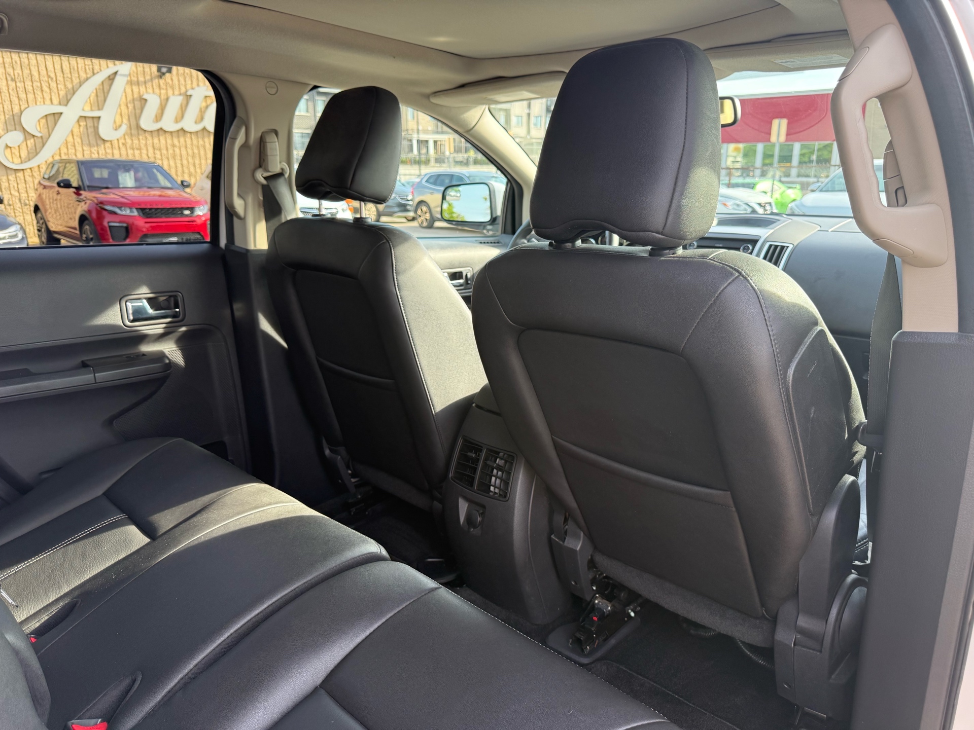/carage/2010-Ford-Edge-7050201924610282.jpg