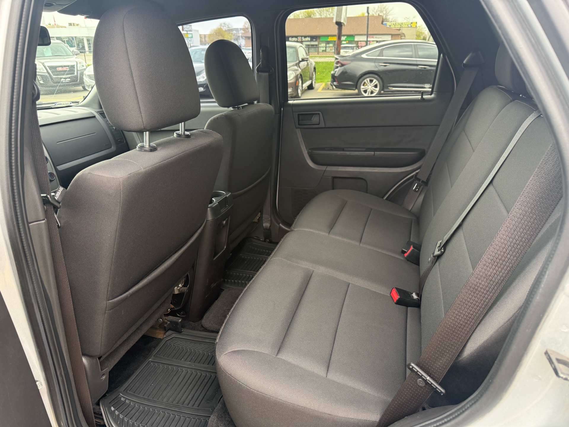 /carage/2010-Ford-Escape-6868811919867721.jpg