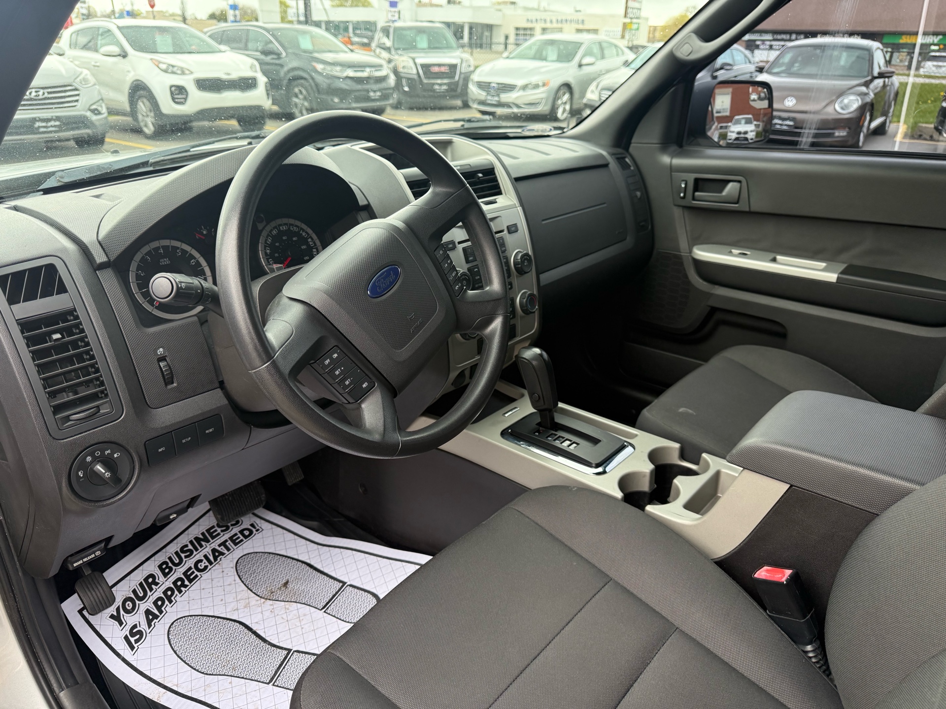 /carage/2010-Ford-Escape-9403840009623097.jpg