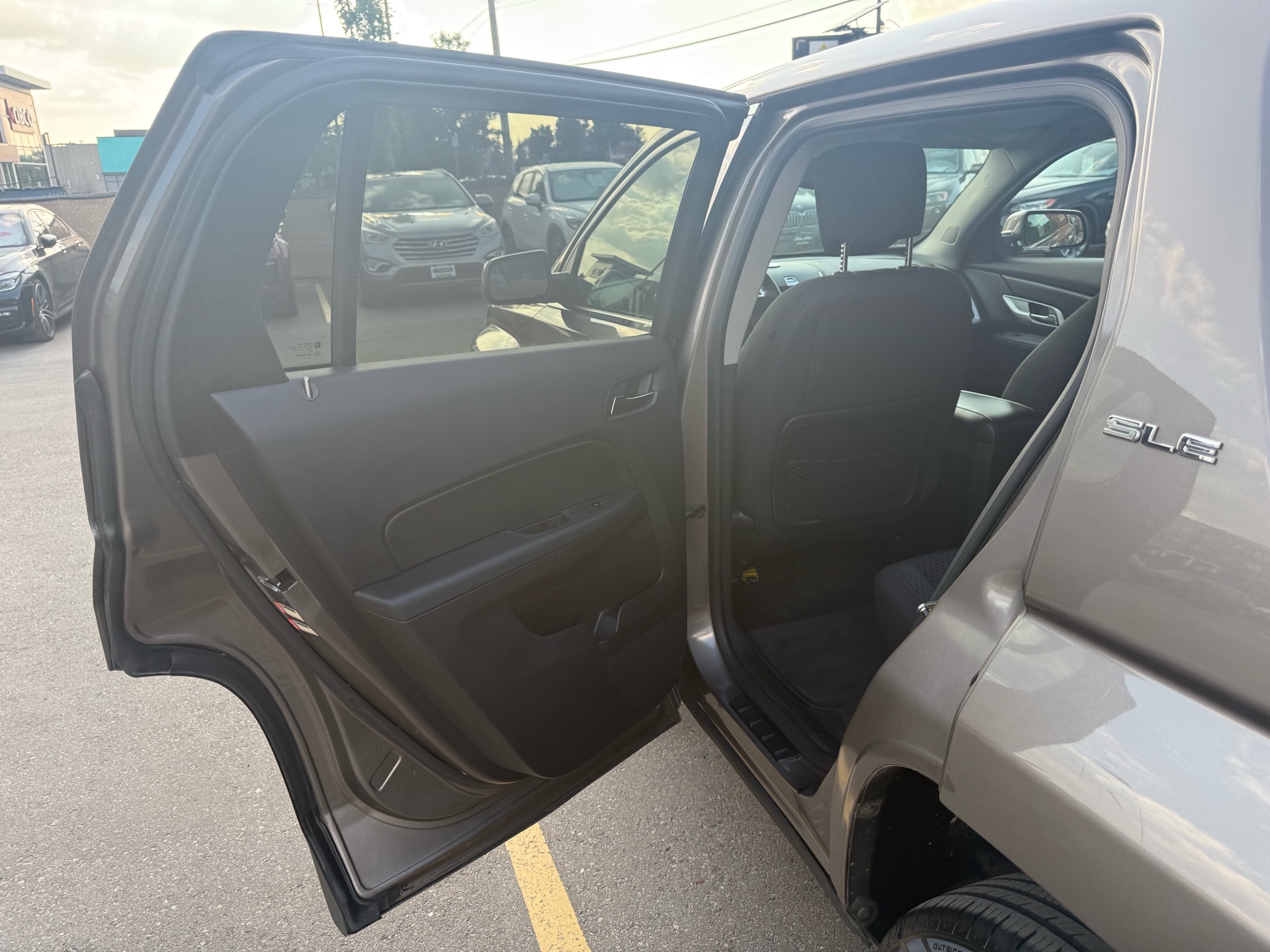 /carage/2010-GMC-Terrain-05620438246575565.jpg