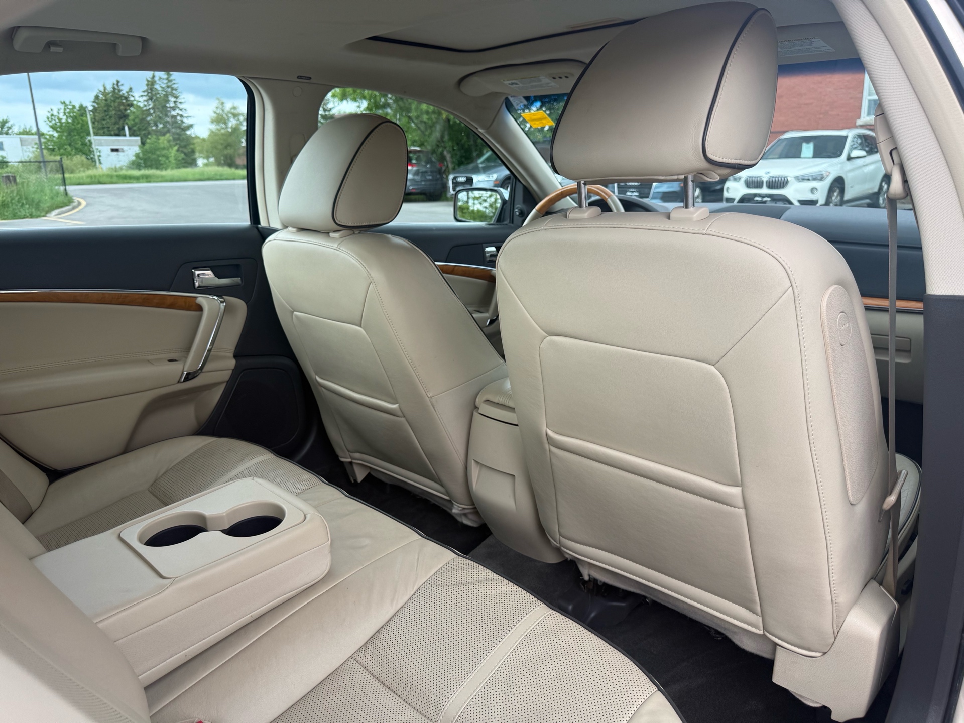 /carage/2010-Lincoln-MKZ-6913603512894726.jpg