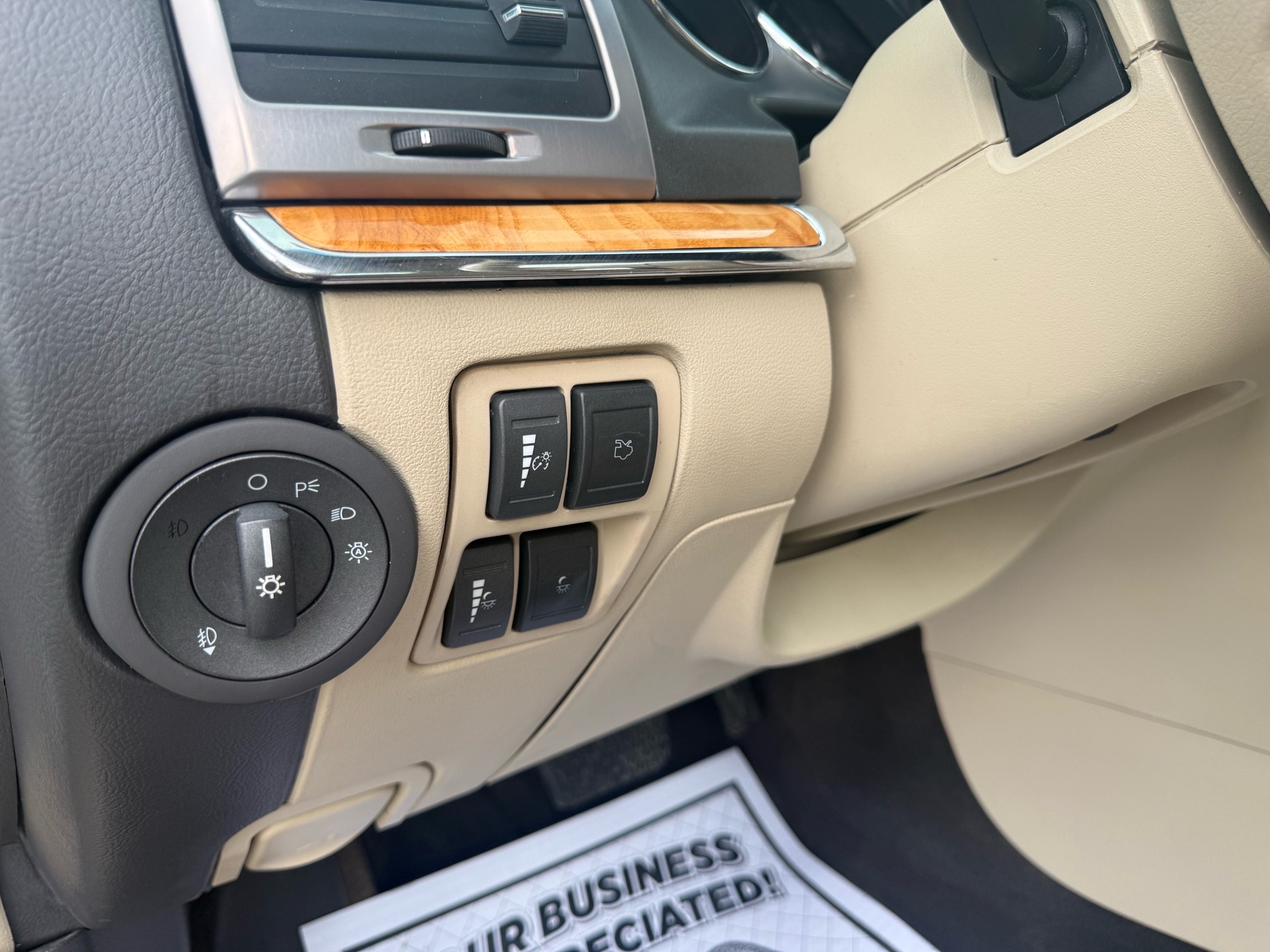 /carage/2010-Lincoln-MKZ-9910679041715886.jpg