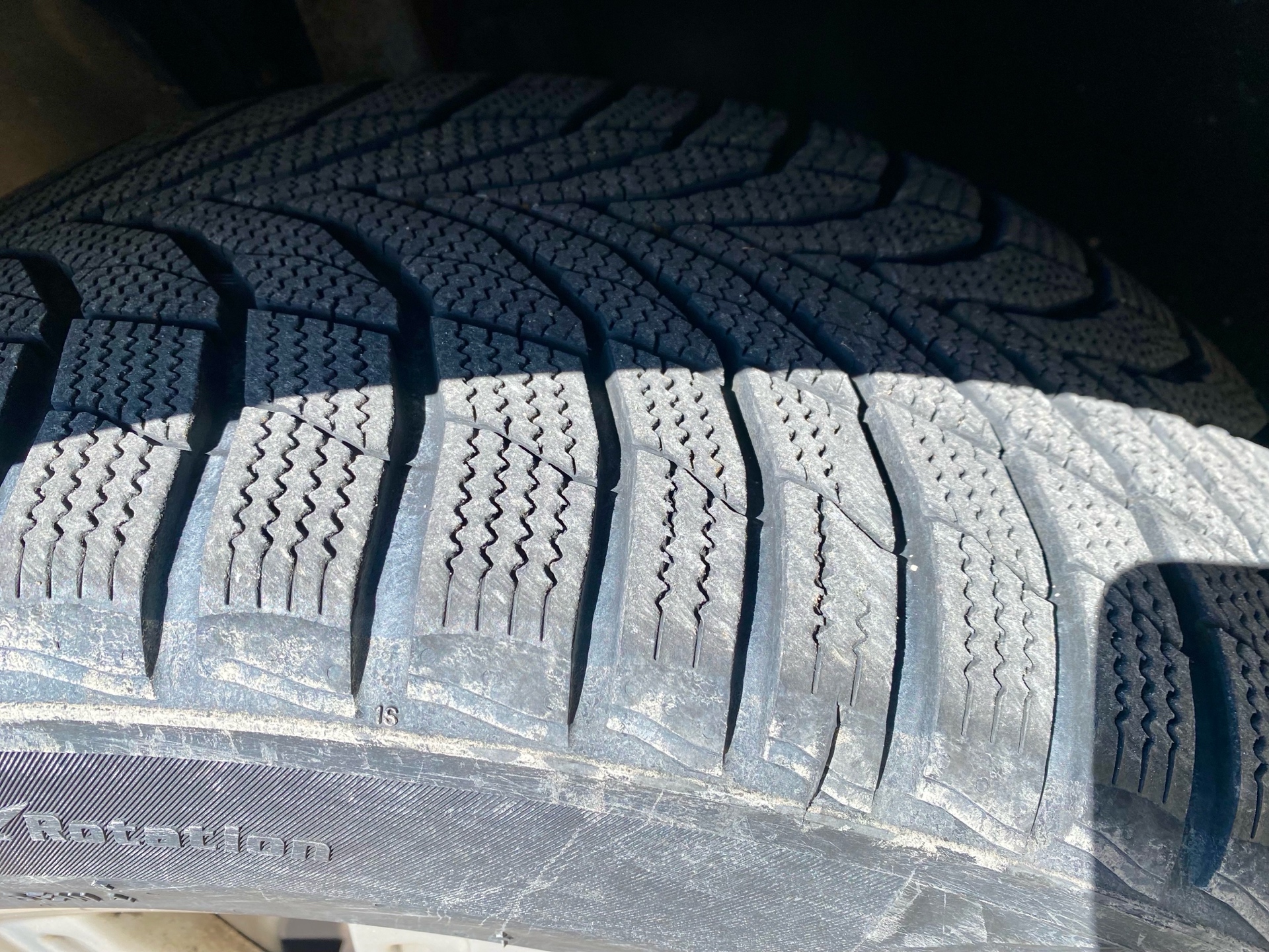 /carage/2010-Mercedes-Benz-M-Class-2455510956017526.jpg