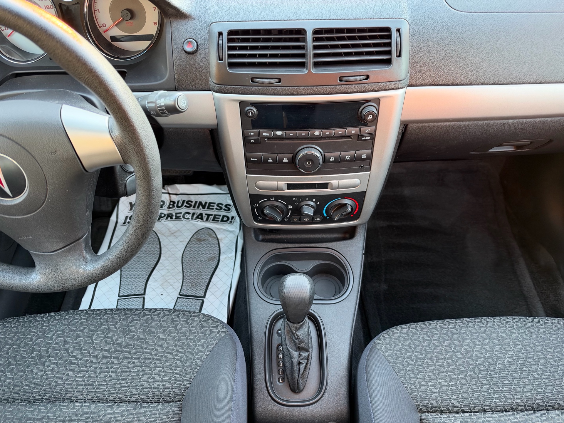 /carage/2010-Pontiac-G5-0046494412898017146.jpg