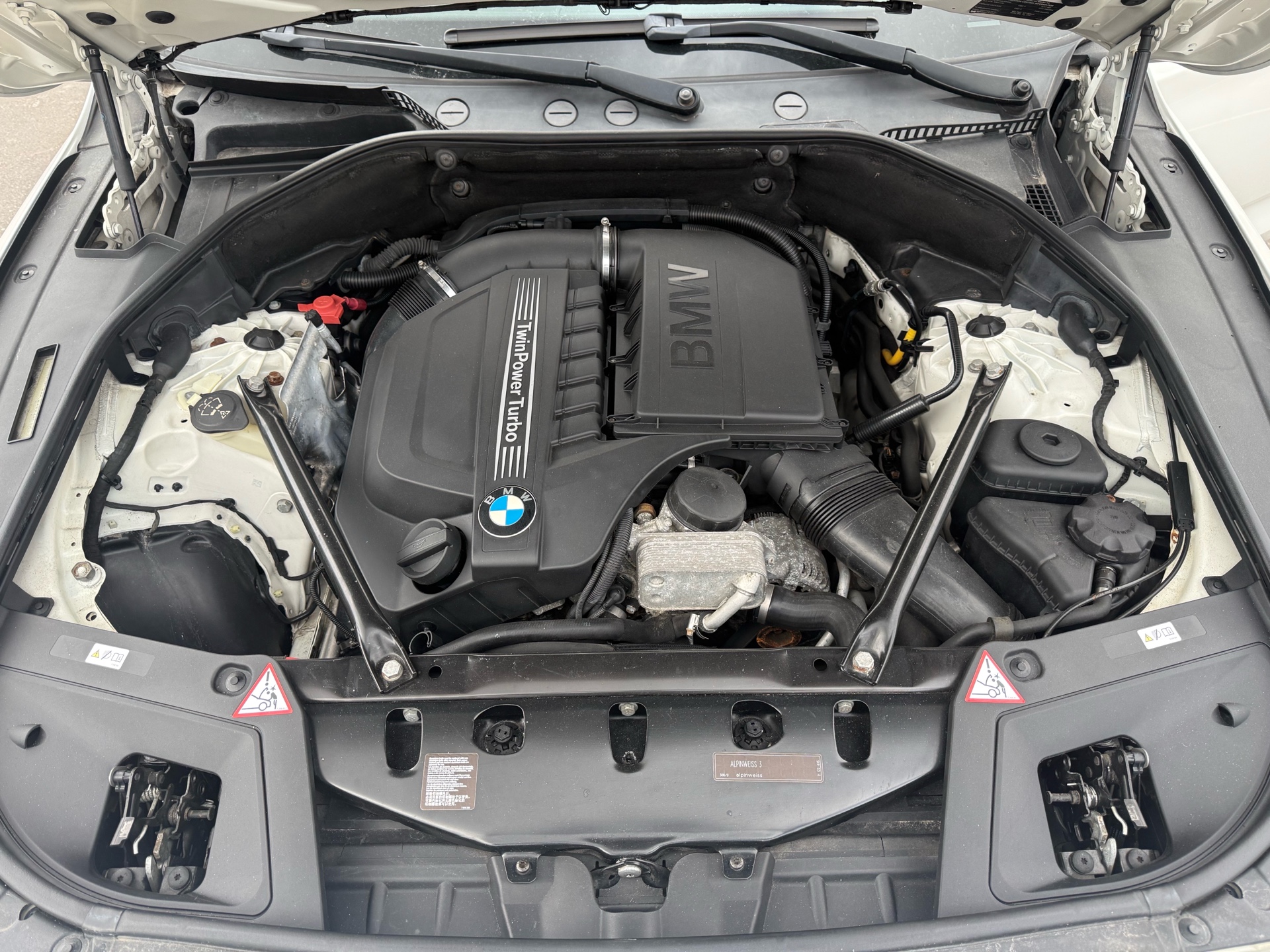 /carage/2011-BMW-3Series-22099021757712523.jpg