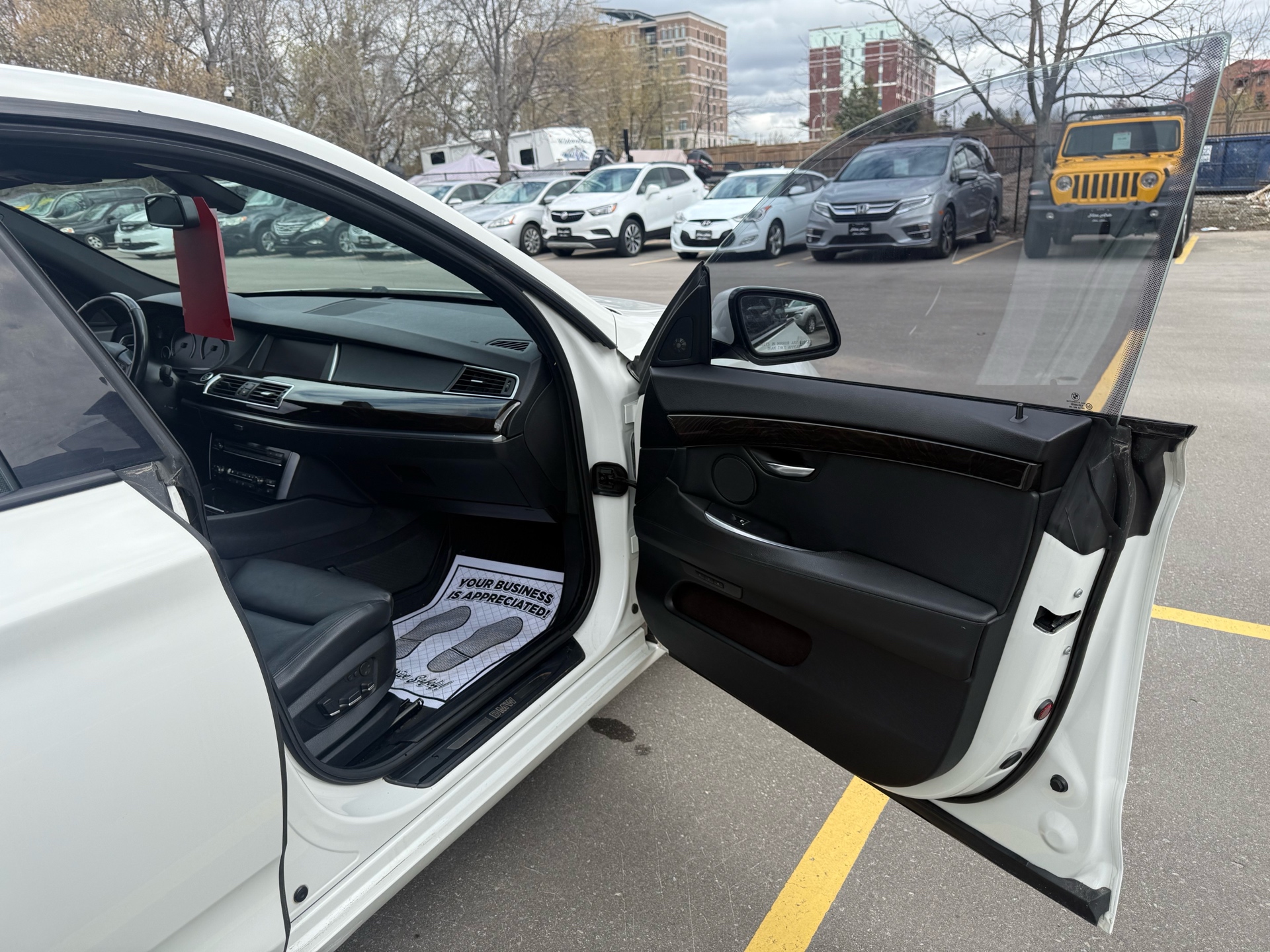 /carage/2011-BMW-3Series-532967890542541.jpg