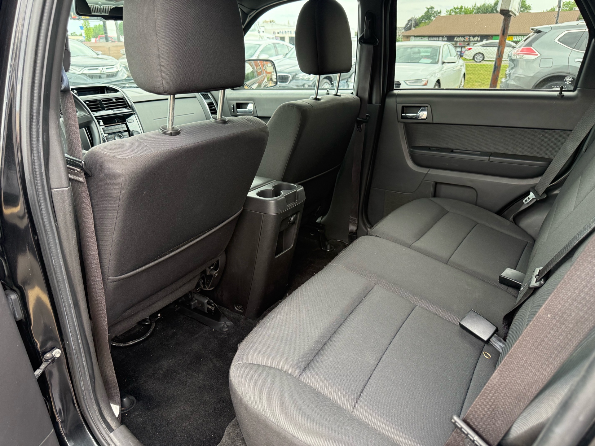 /carage/2011-Ford-Escape-4967202659347192.jpg