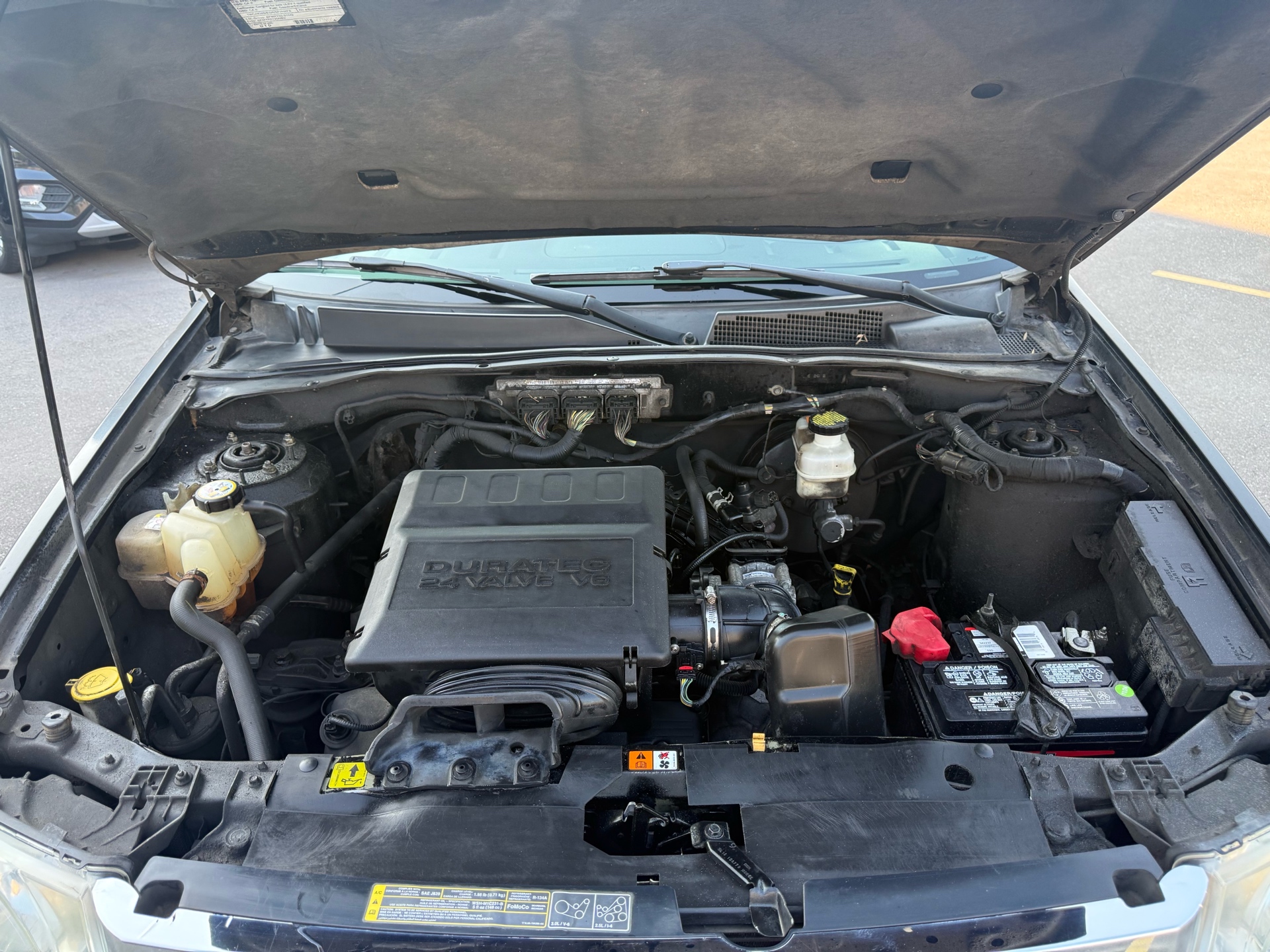 /carage/2011-Ford-Escape-8582152603844928.jpg