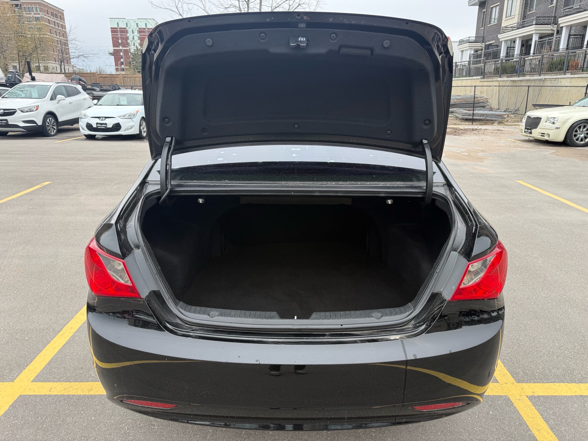/carage/2011-Hyundai-Sonata-6900798035230726.jpg