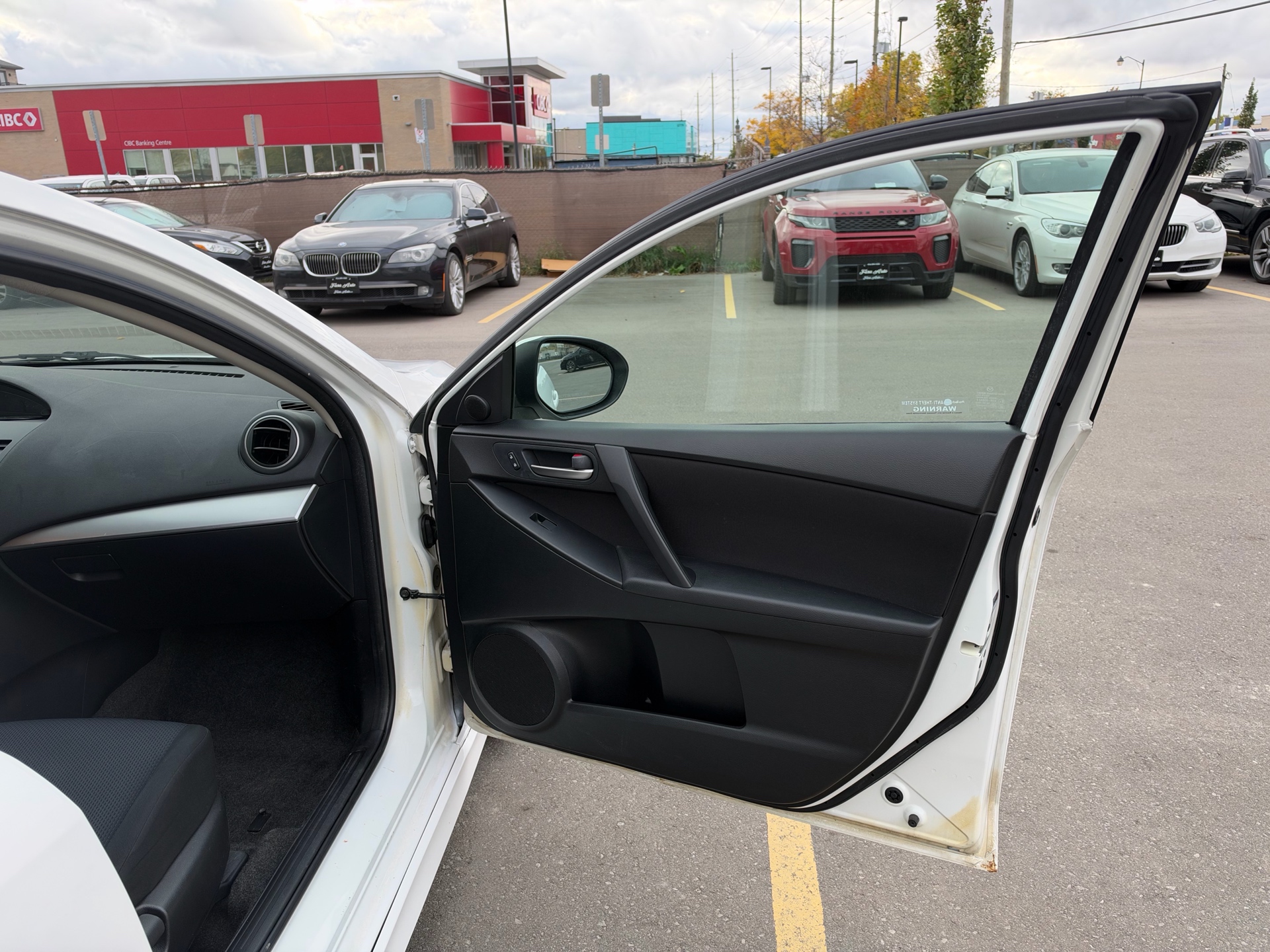 /carage/2011-Mazda-Mazda3-08444101035260099.jpg