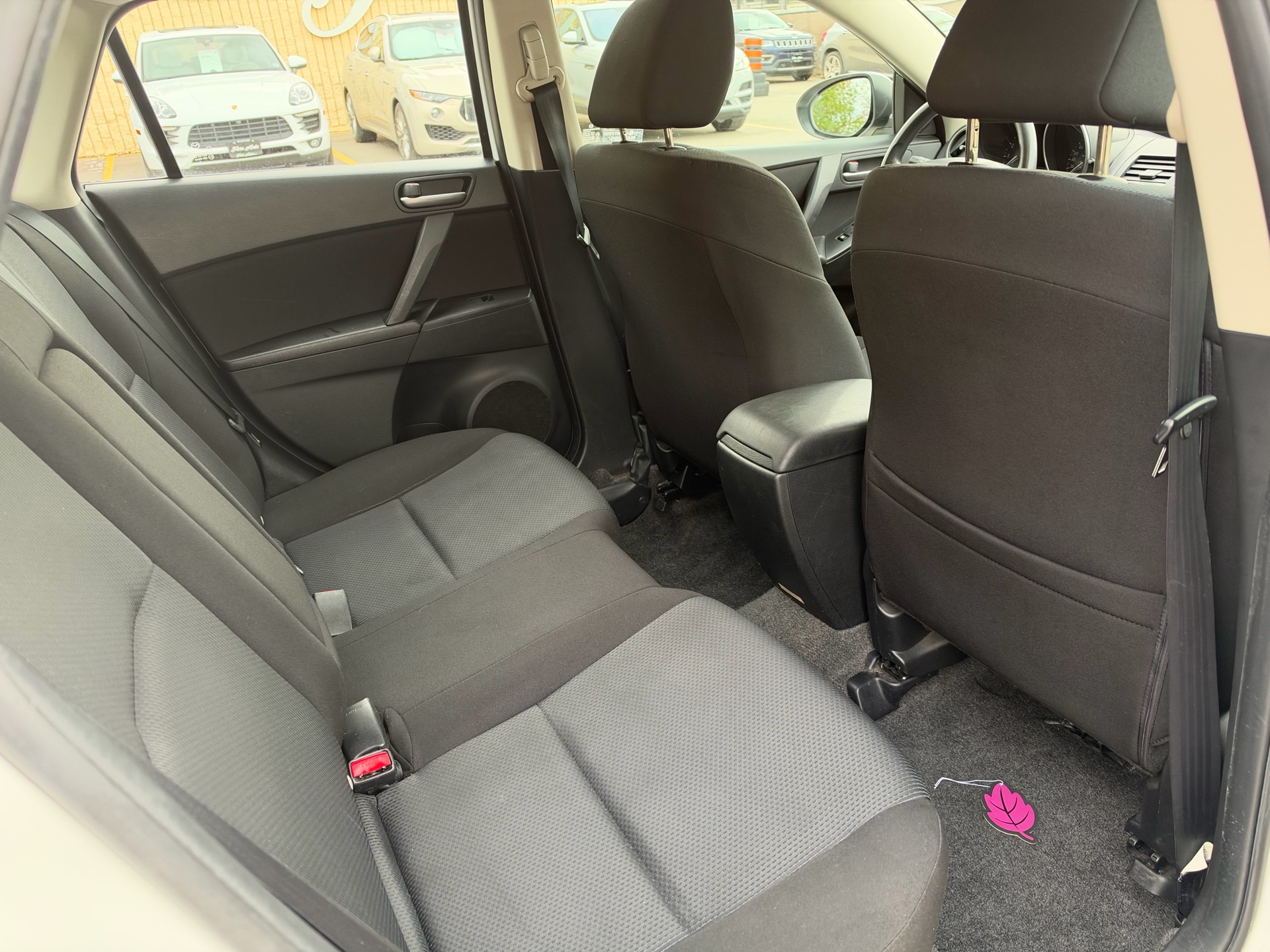 /carage/2011-Mazda-Mazda3-7684609280155577.jpg