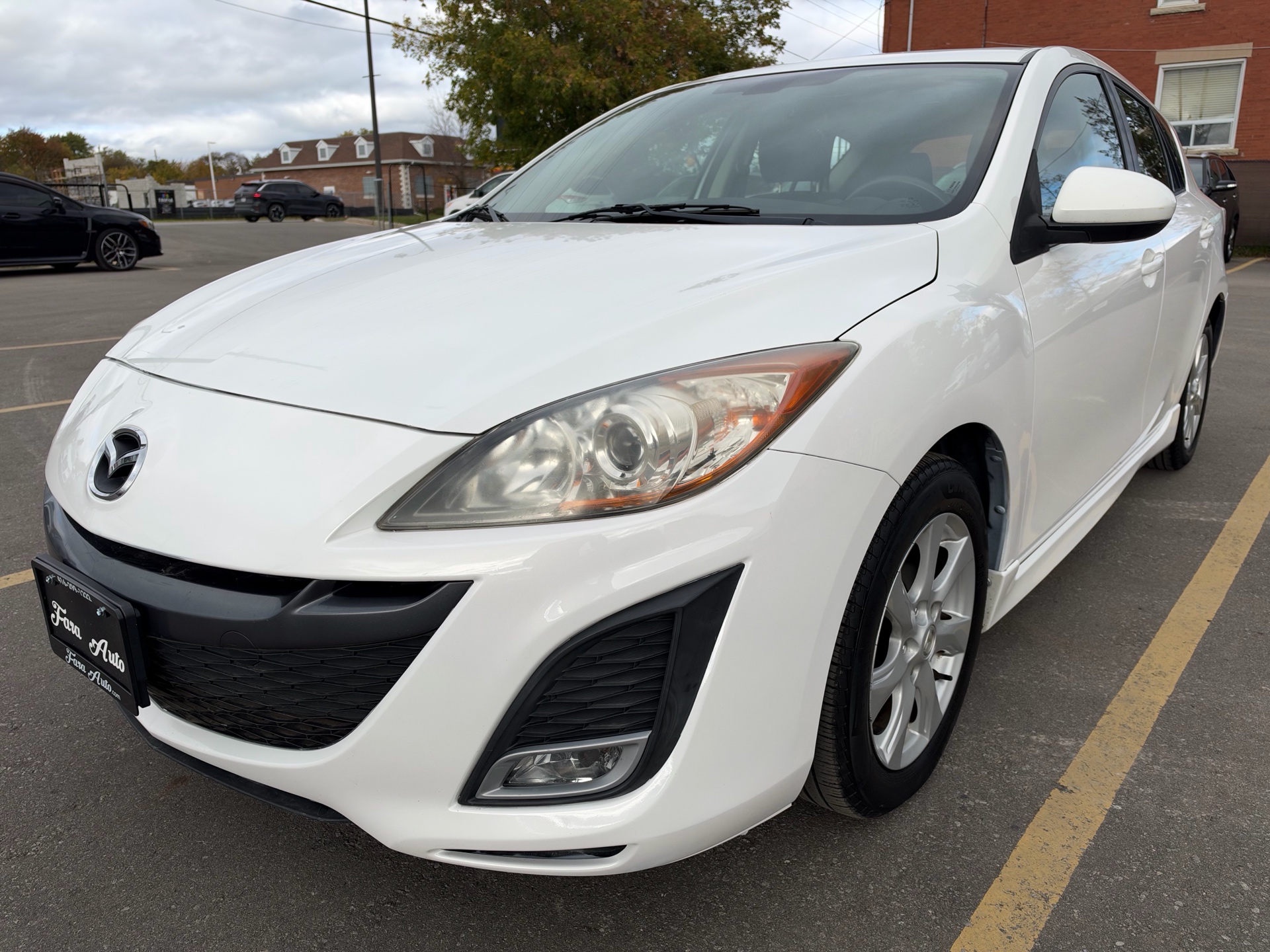 /carage/2011-Mazda-Mazda3-8182834411073041.jpg