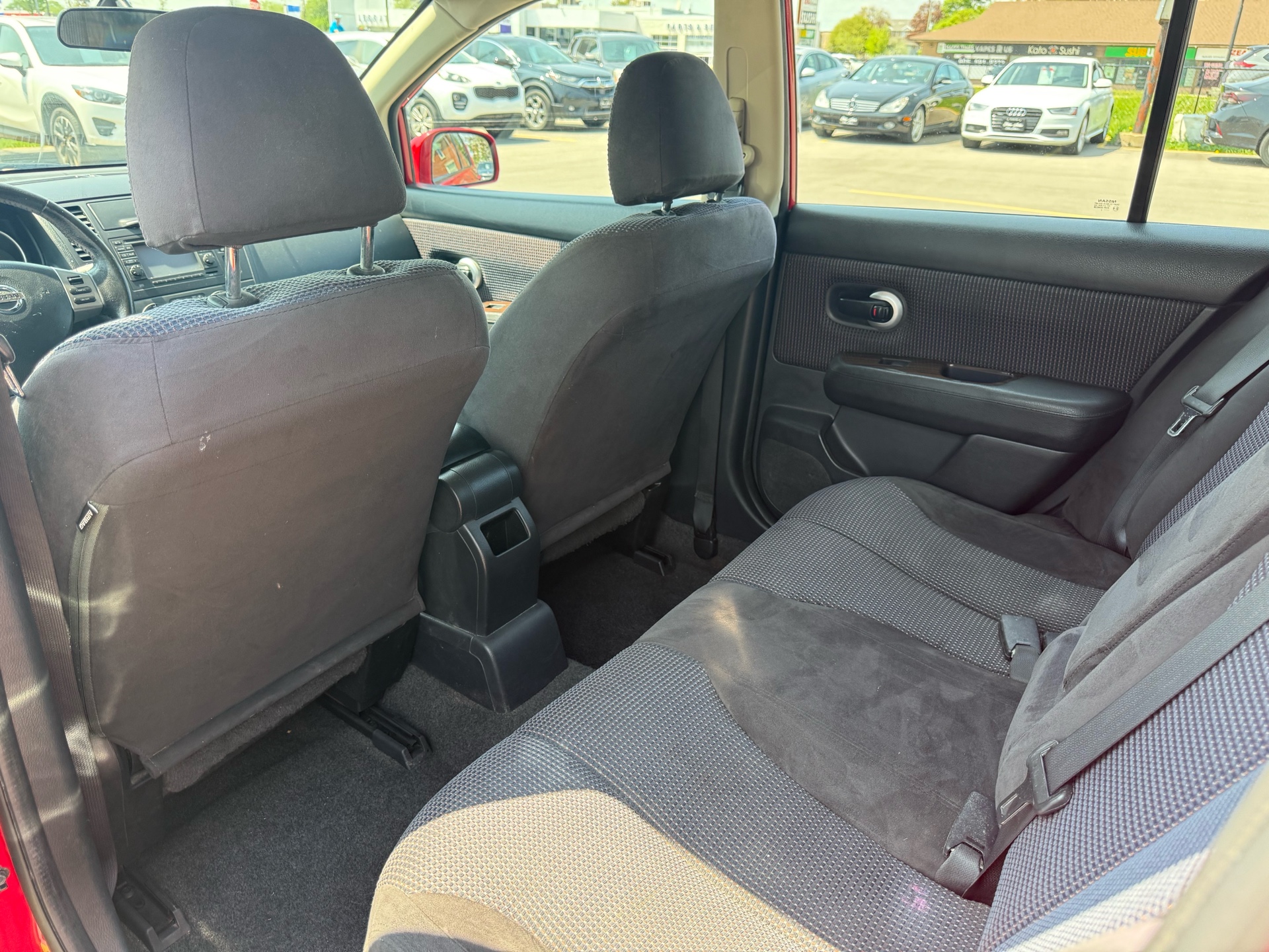 /carage/2011-Nissan-Versa-7721710277242897.jpg
