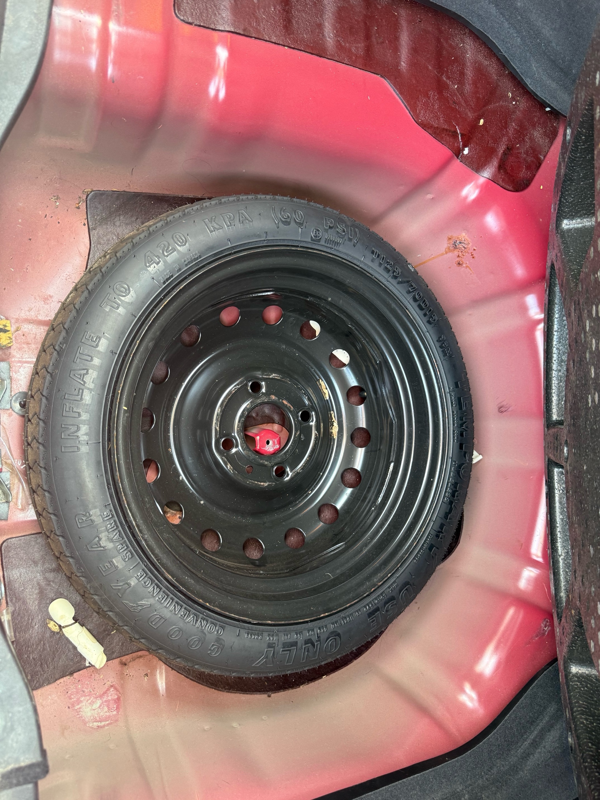 /carage/2011-Nissan-Versa-9557384437081651.jpg