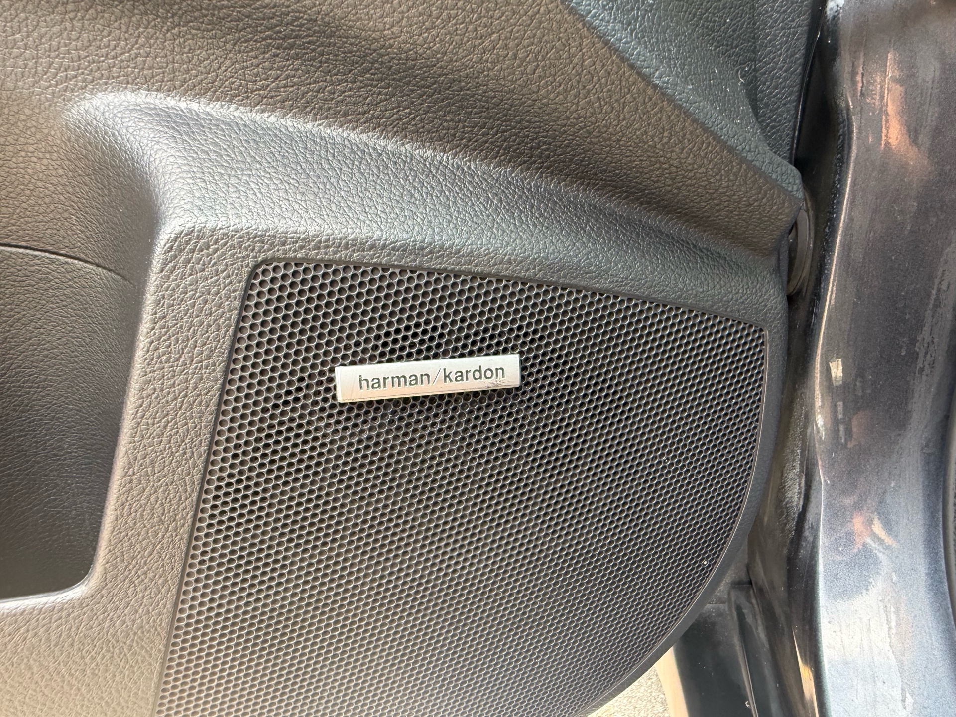 /carage/2011-Subaru-Outback-27438732068412075.jpg